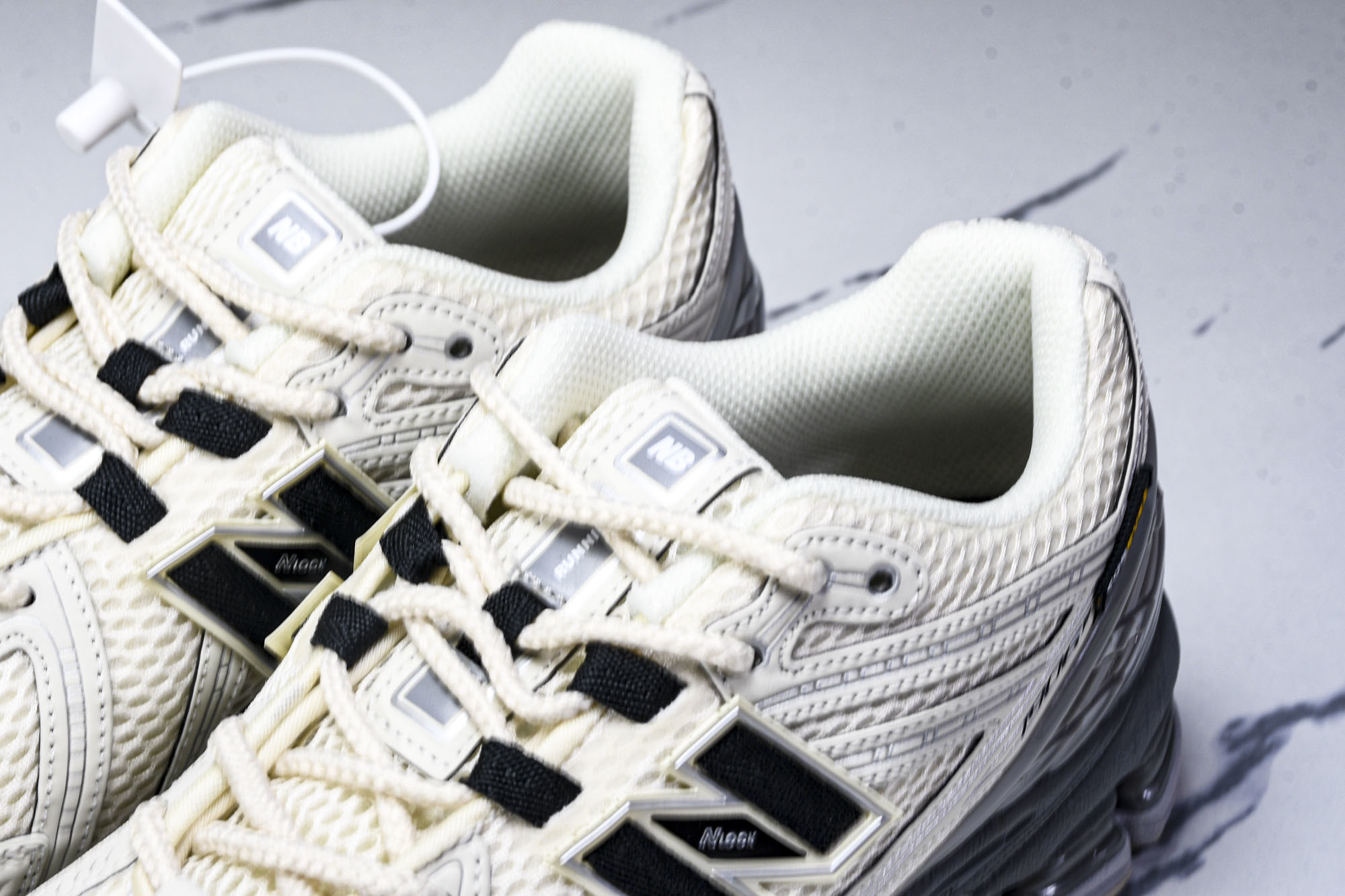 New Balance 1906系列复古老爹风休闲运动慢跑鞋 U1906ROC #YZ010#鞋款灵感源