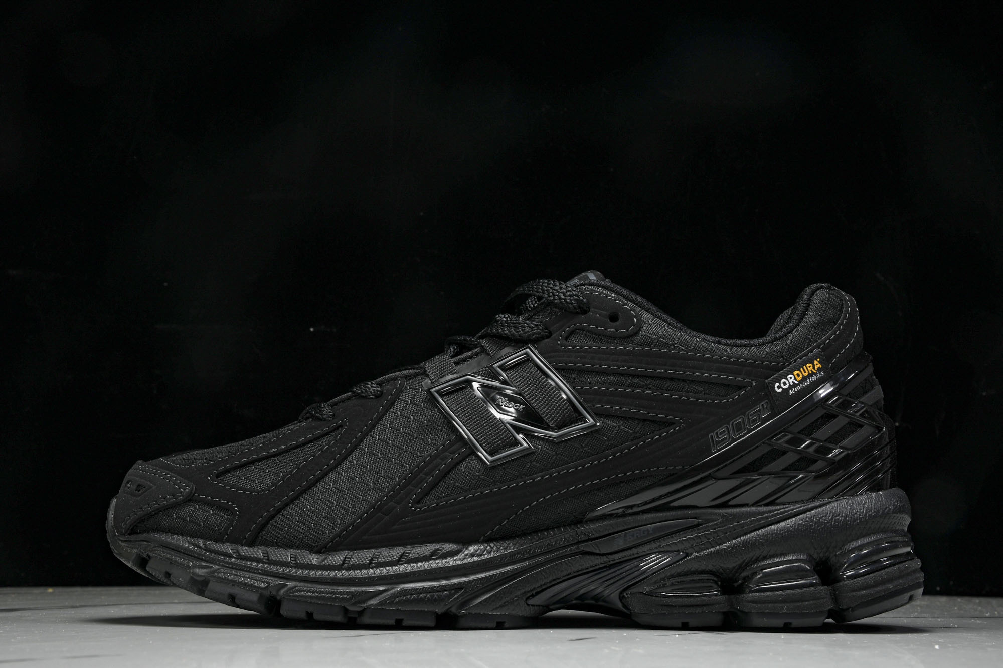 New Balance 1906系列复古老爹风休闲运动慢跑鞋 U1906RWF #YZ010#鞋款灵感源