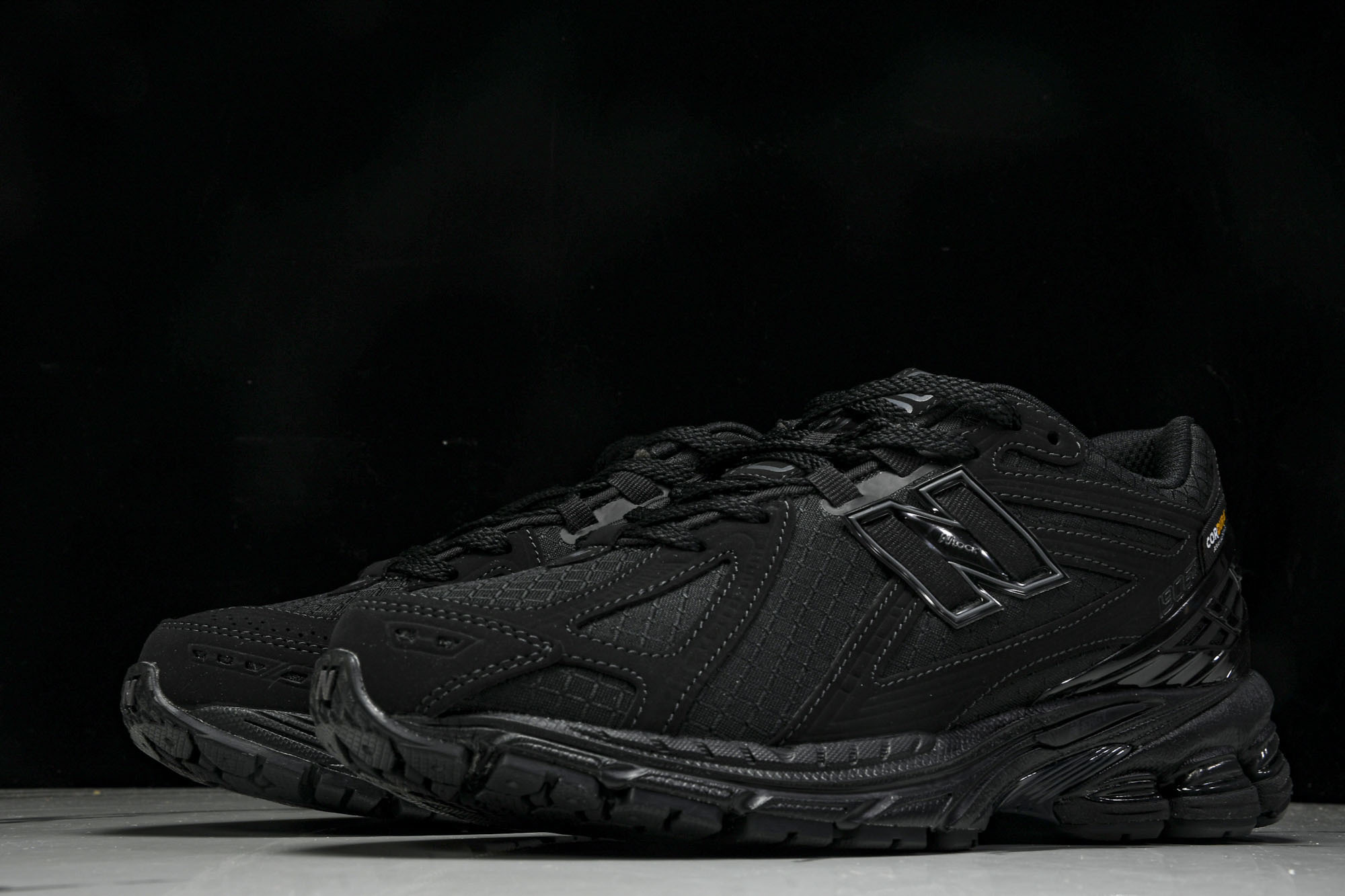 New Balance 1906系列复古老爹风休闲运动慢跑鞋 U1906RWF #YZ010#鞋款灵感源