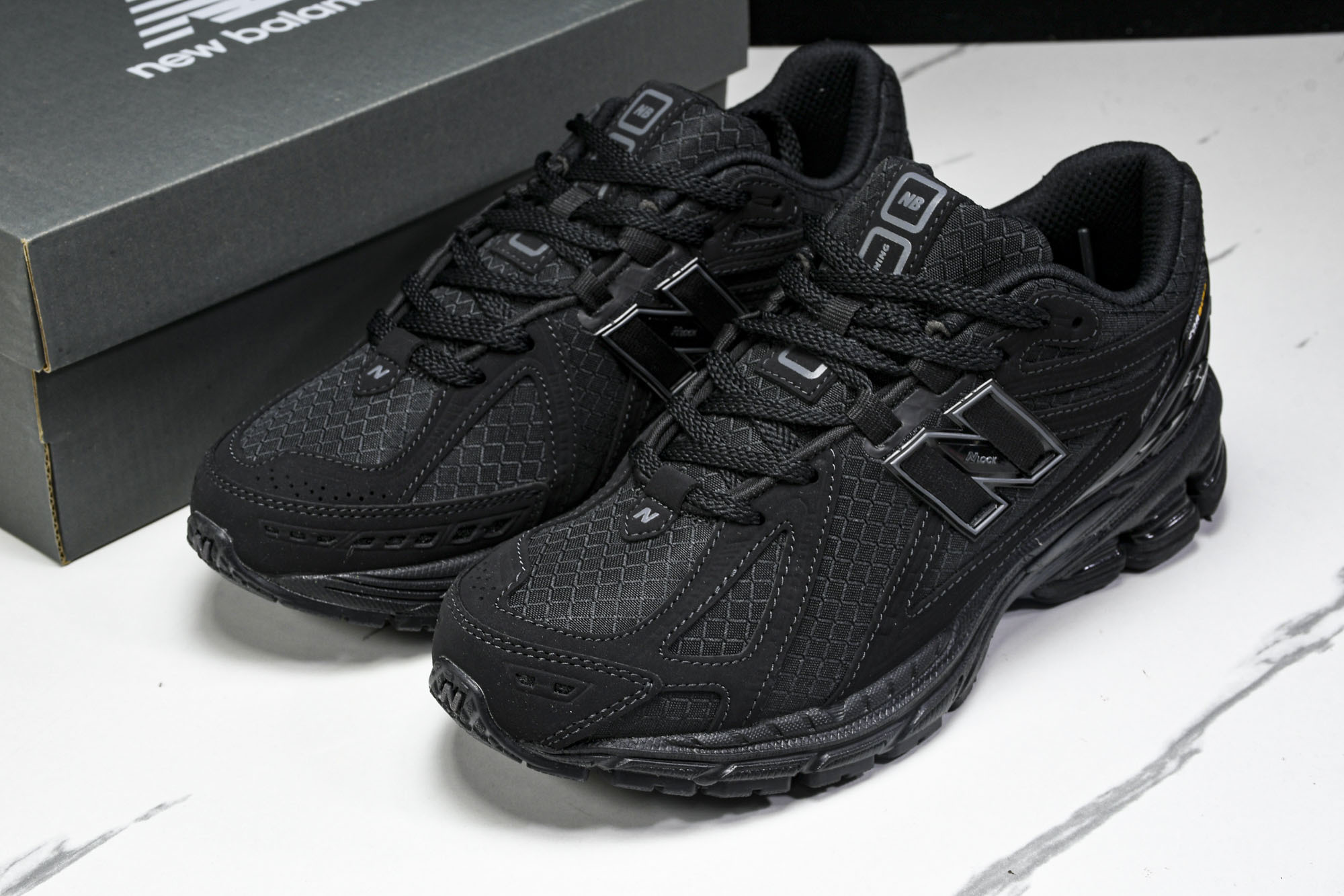 New Balance 1906系列复古老爹风休闲运动慢跑鞋 U1906RWF #YZ010#鞋款灵感源