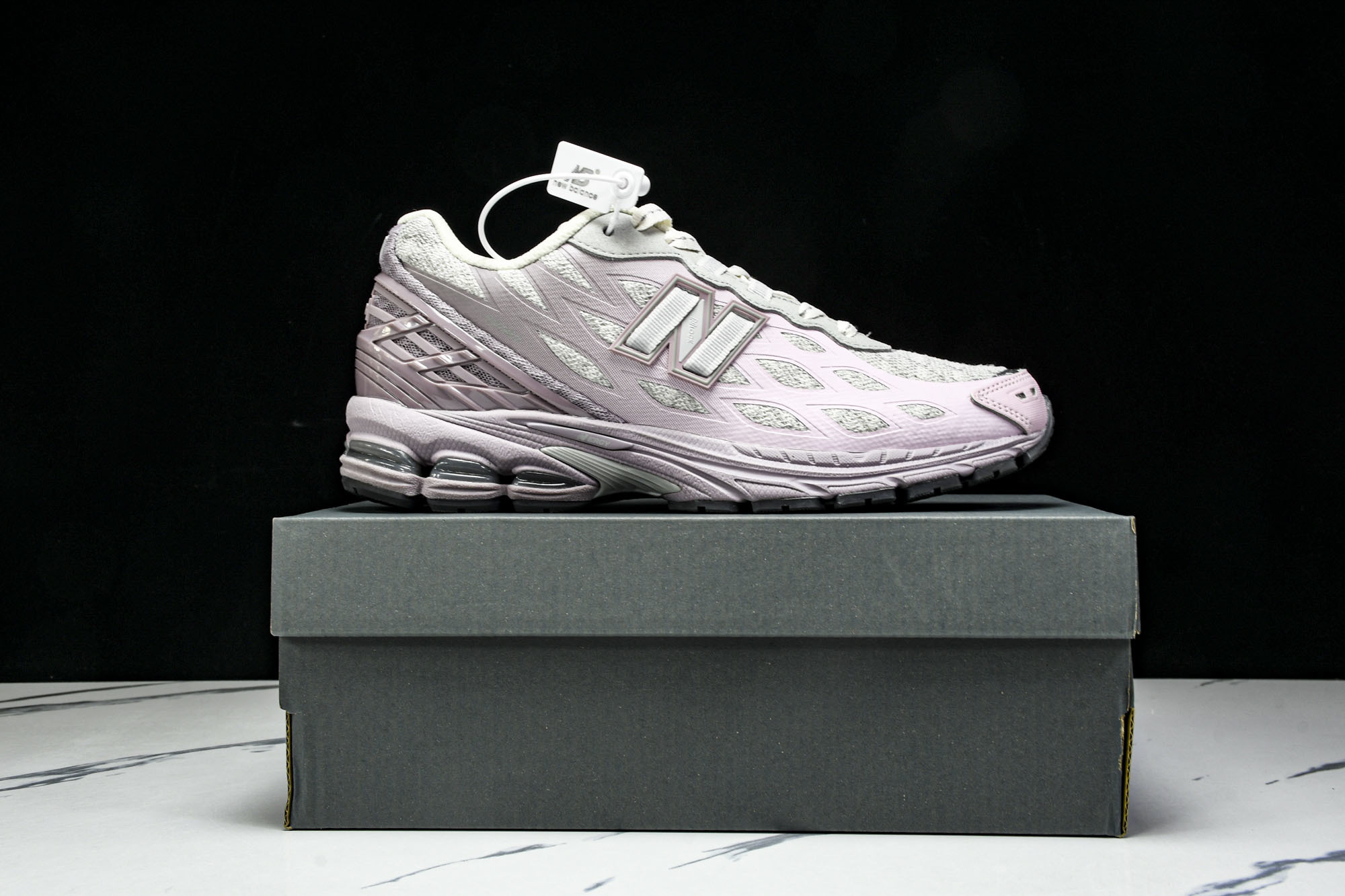 New Balance 1906系列复古老爹风休闲运动慢跑鞋 U1906WFA #YZ010#鞋款灵感源