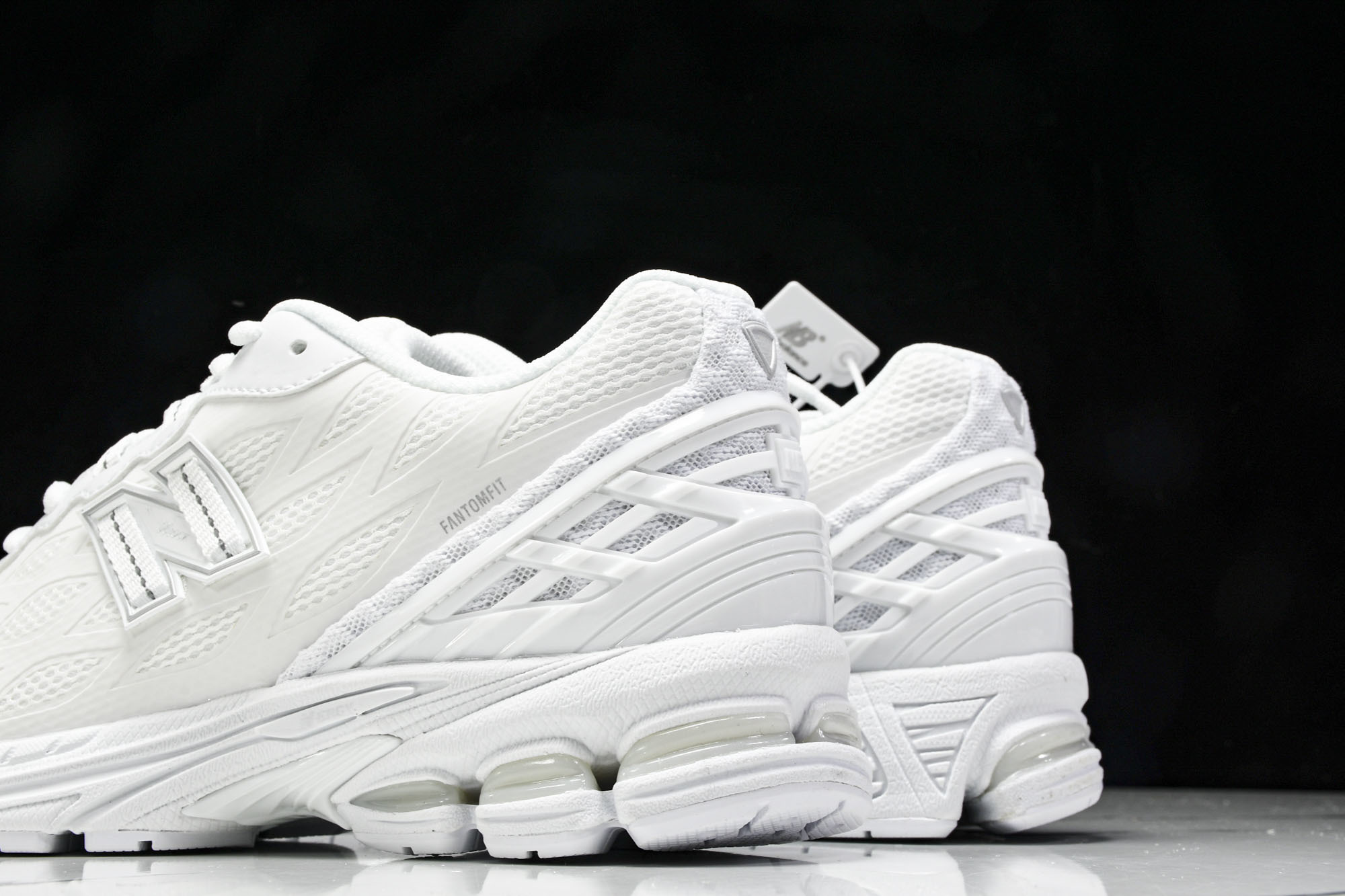 New Balance 1906系列复古老爹风休闲运动慢跑鞋 U1906WFC #YZ010#鞋款灵感源