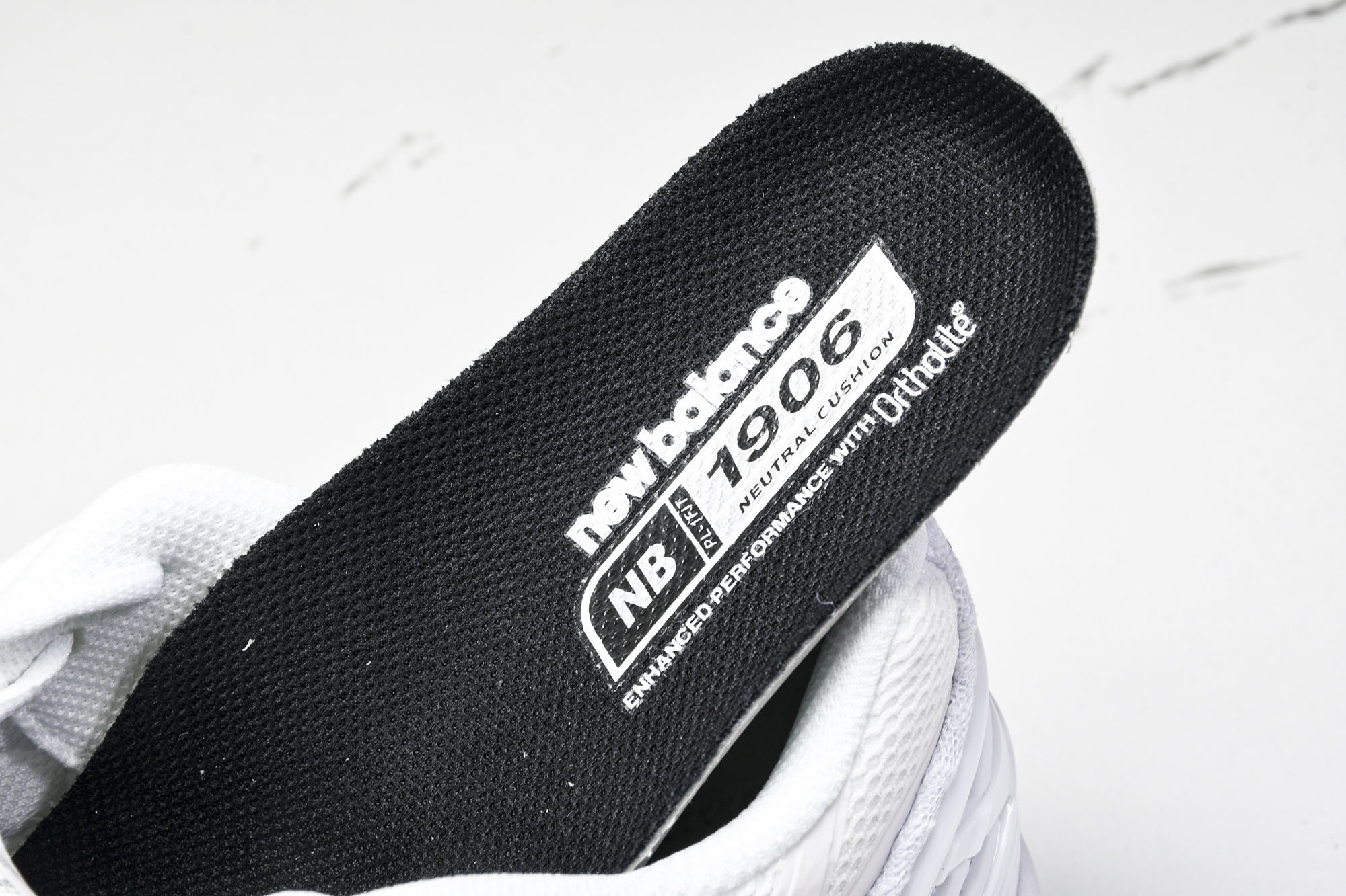 New Balance 1906系列复古老爹风休闲运动慢跑鞋 U1906WFC #YZ010#鞋款灵感源