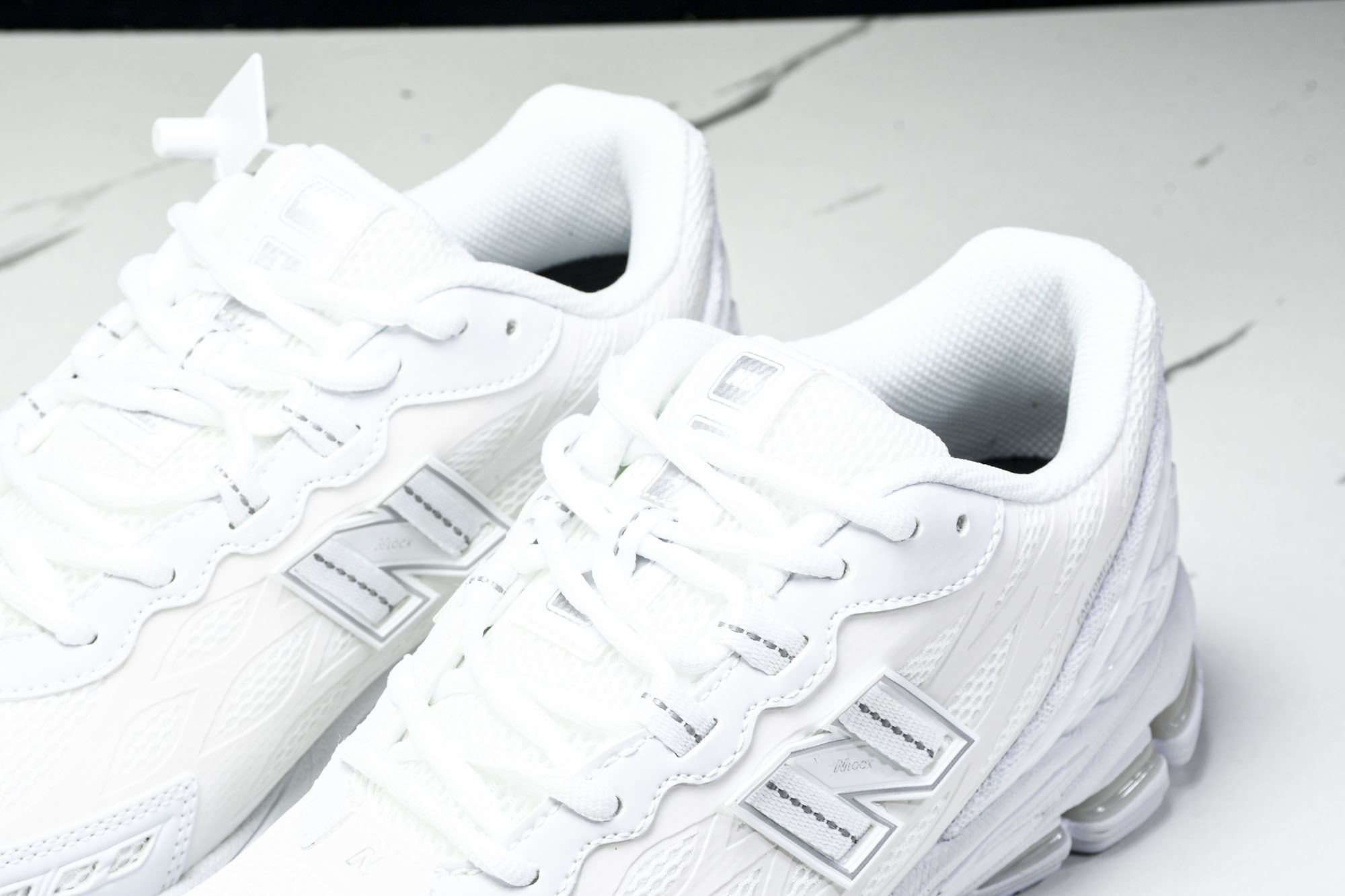 New Balance 1906系列复古老爹风休闲运动慢跑鞋 U1906WFC #YZ010#鞋款灵感源