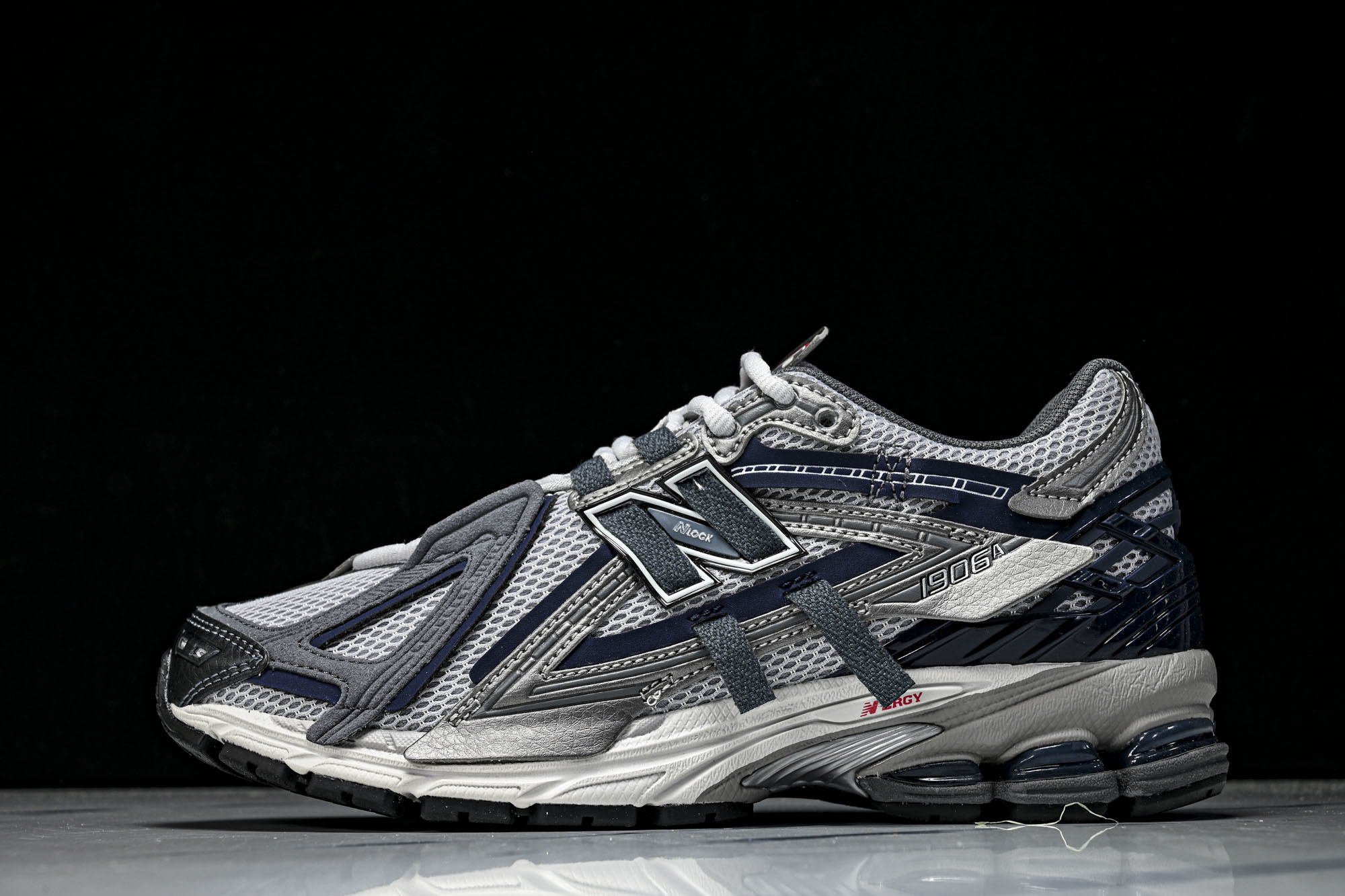 New Balance 1906系列复古老爹风休闲运动慢跑鞋 U19064F6 #YZ010#鞋款灵感源