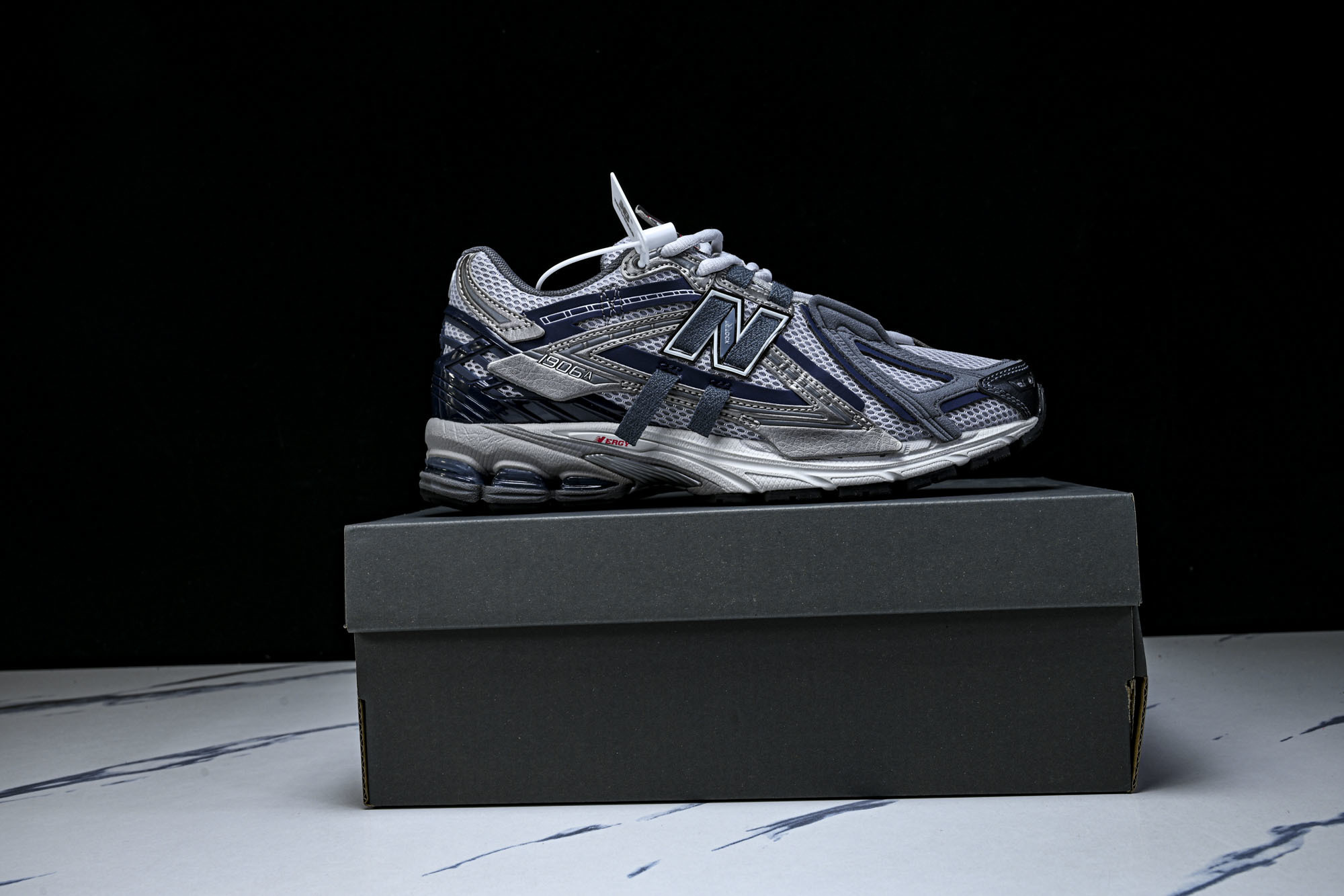 New Balance 1906系列复古老爹风休闲运动慢跑鞋 U19064F6 #YZ010#鞋款灵感源