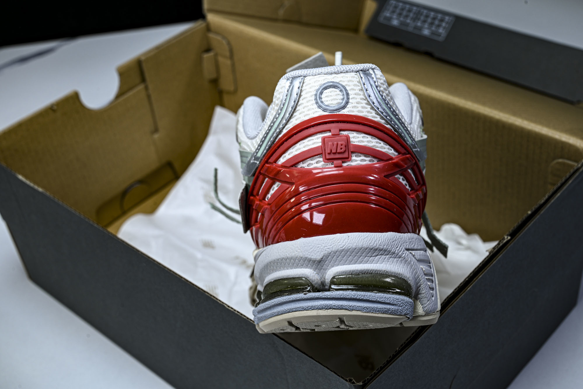 New Balance 1906系列复古老爹风休闲运动慢跑鞋 U19065DY #YZ010#鞋款灵感源