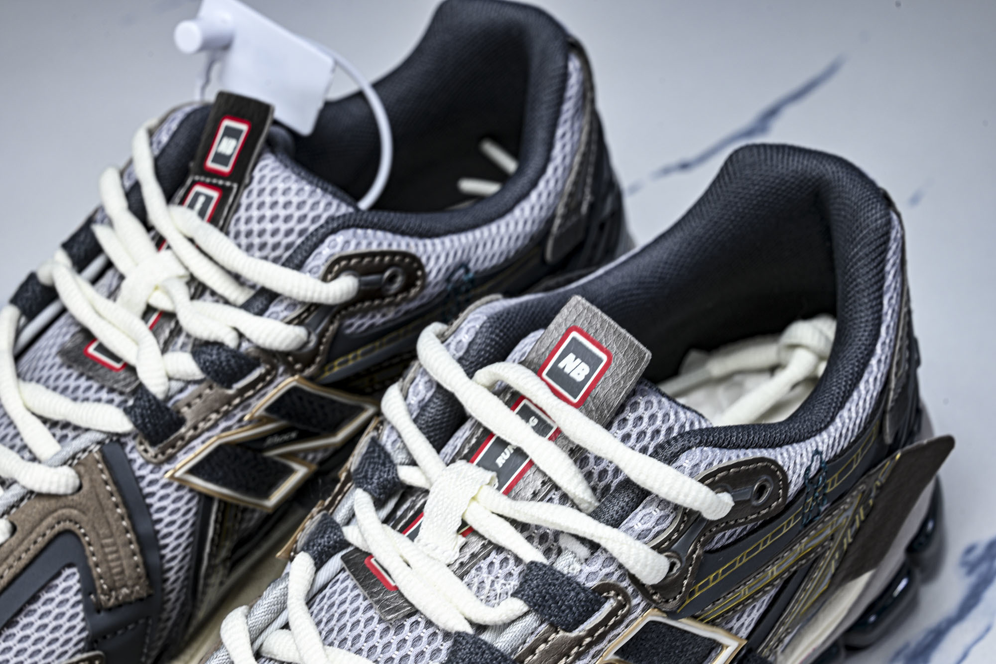 New Balance 1906系列复古老爹风休闲运动慢跑鞋 U19066U8 #YZ010#鞋款灵感源