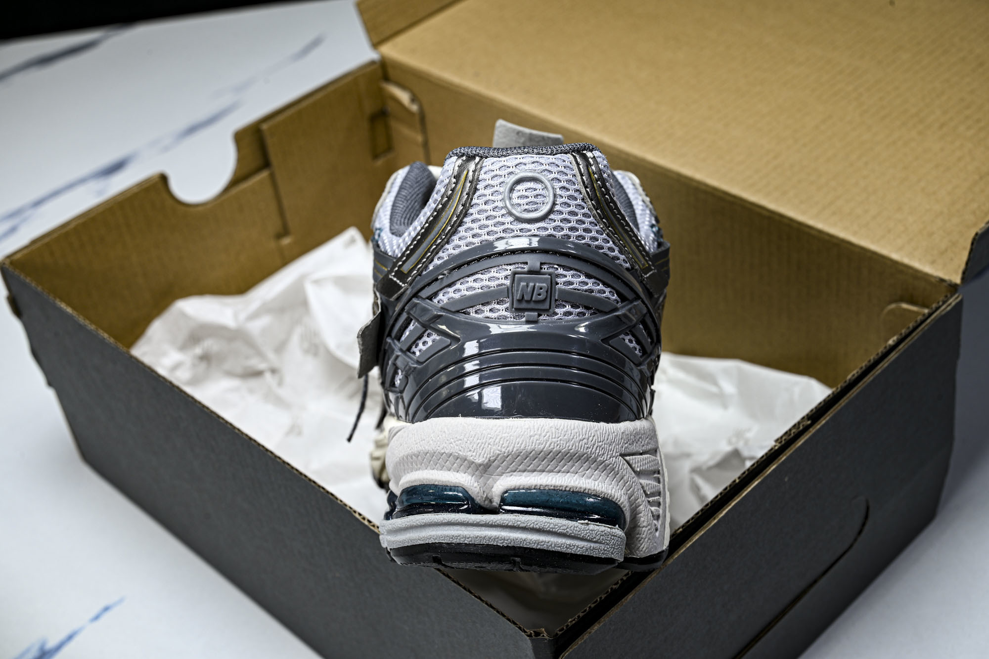 New Balance 1906系列复古老爹风休闲运动慢跑鞋 U19066U8 #YZ010#鞋款灵感源