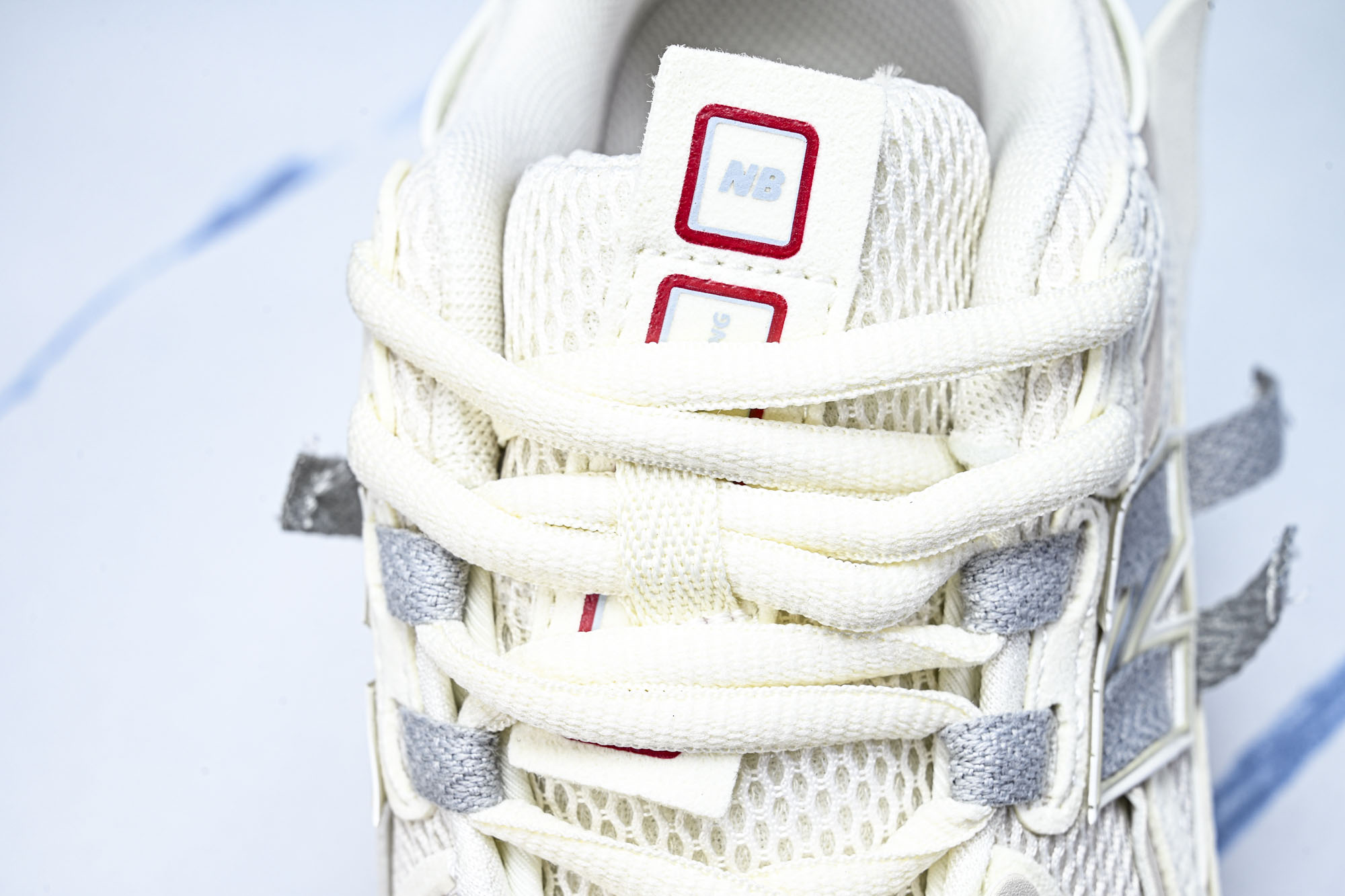 New Balance 1906系列复古老爹风休闲运动慢跑鞋M1906AB #YZ010#鞋款灵感源自设