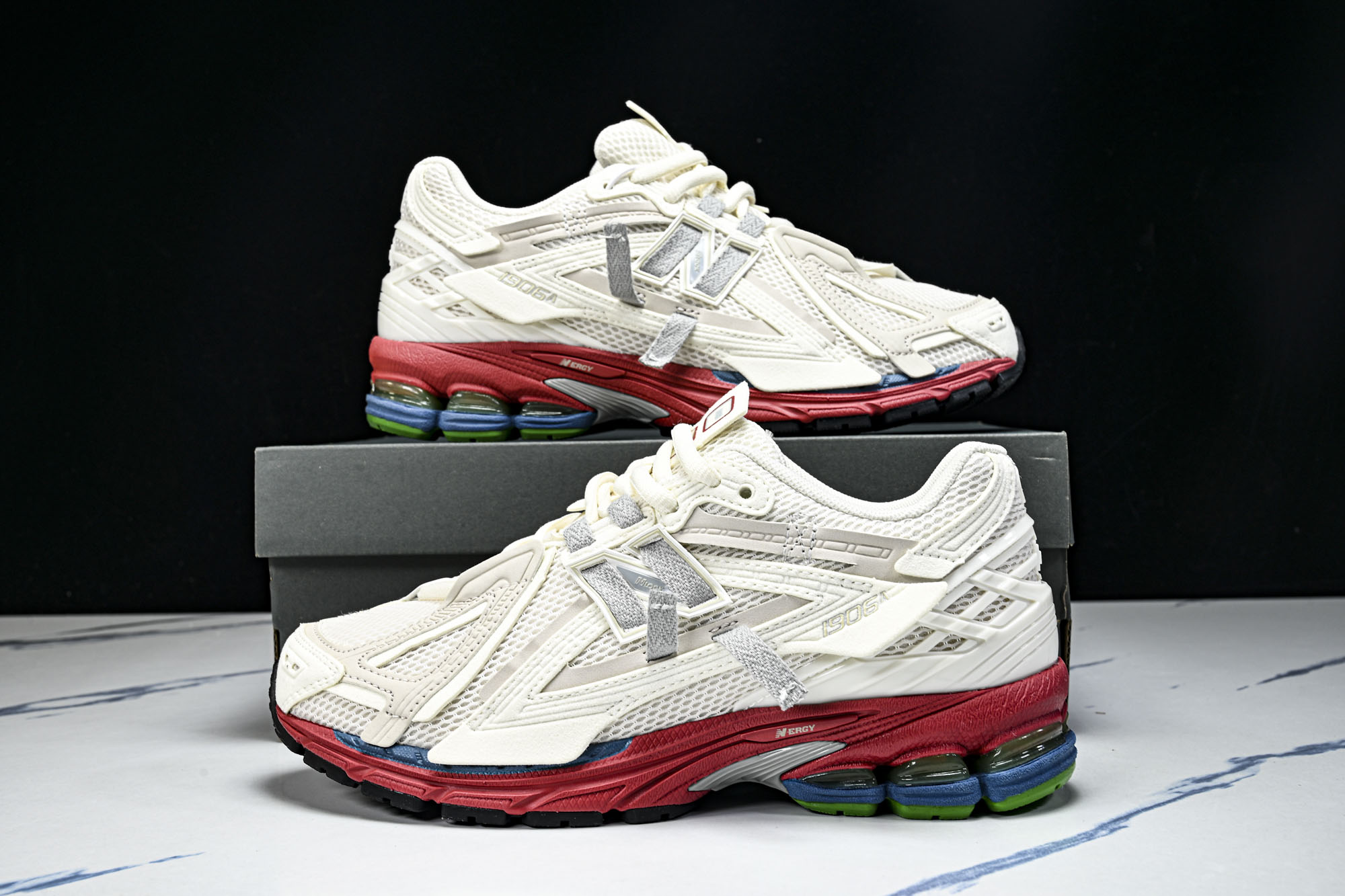 New Balance 1906系列复古老爹风休闲运动慢跑鞋M1906AB #YZ010#鞋款灵感源自设