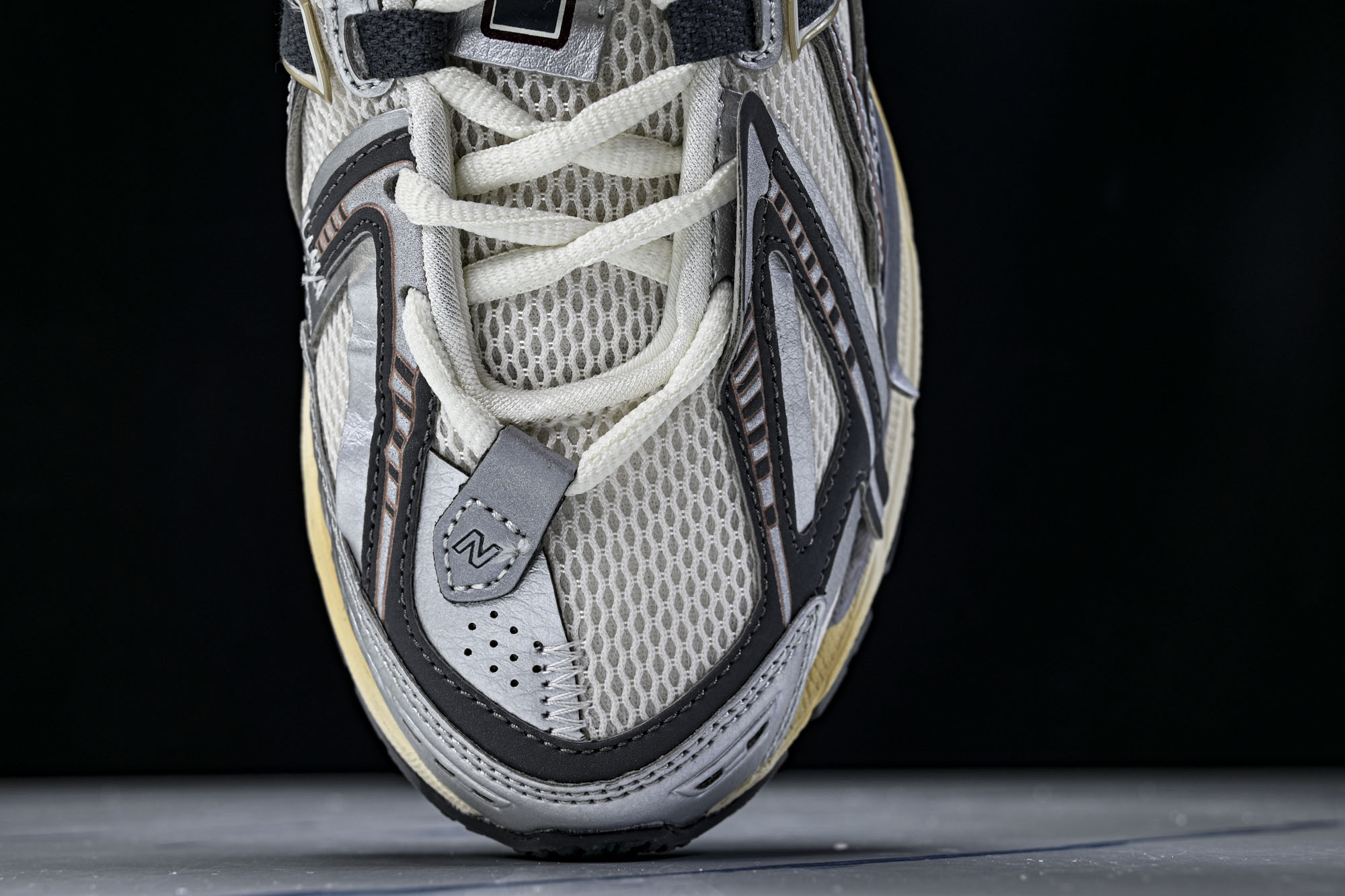 New Balance 1906系列复古老爹风休闲运动慢跑鞋M1906AD #YZ010#鞋款灵感源自设
