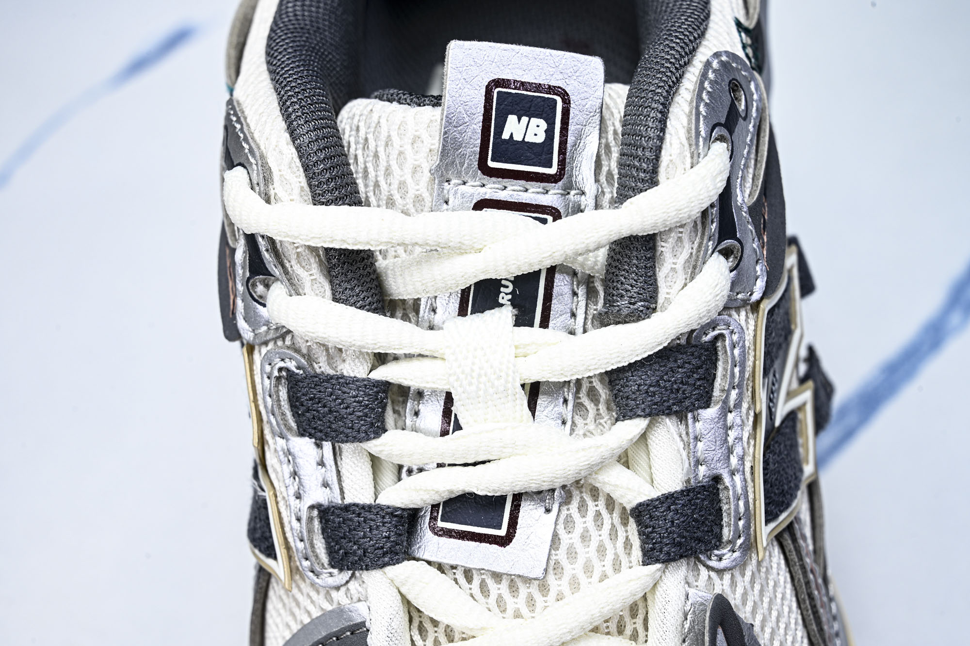 New Balance 1906系列复古老爹风休闲运动慢跑鞋M1906AD #YZ010#鞋款灵感源自设