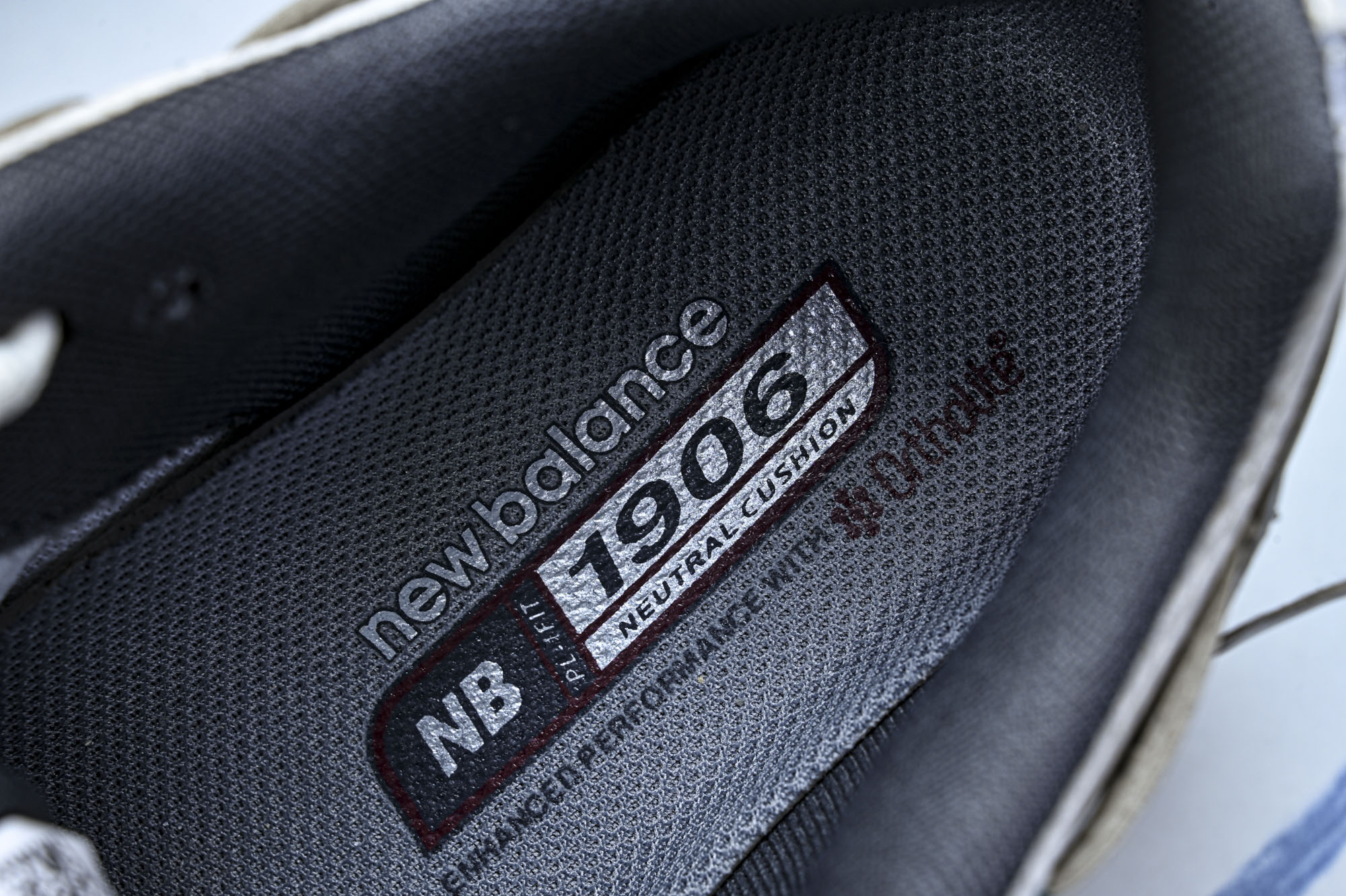 New Balance 1906系列复古老爹风休闲运动慢跑鞋M1906AD #YZ010#鞋款灵感源自设
