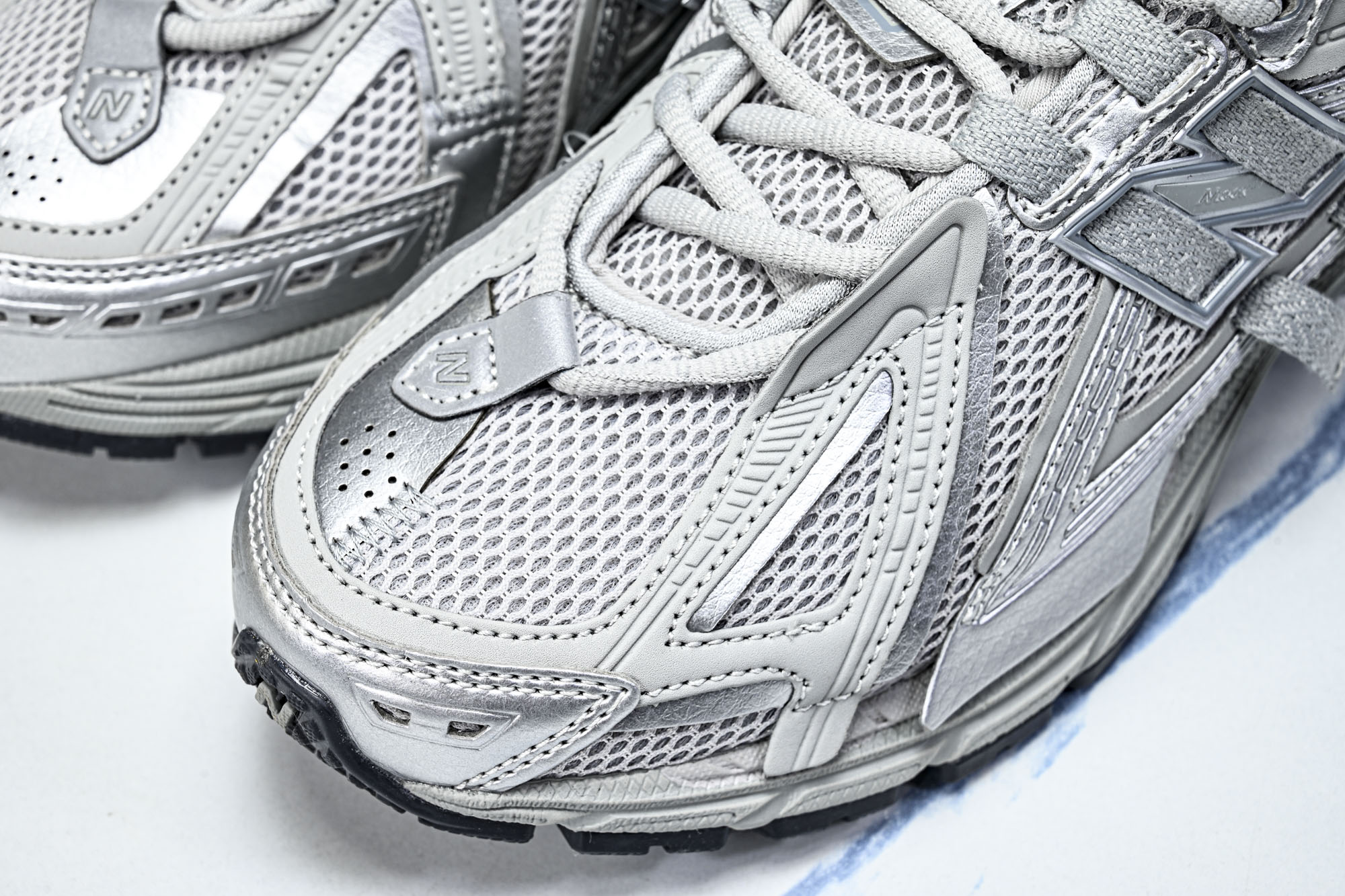 New Balance 1906系列复古老爹风休闲运动慢跑鞋M1906AG #YZ010#鞋款灵感源自设