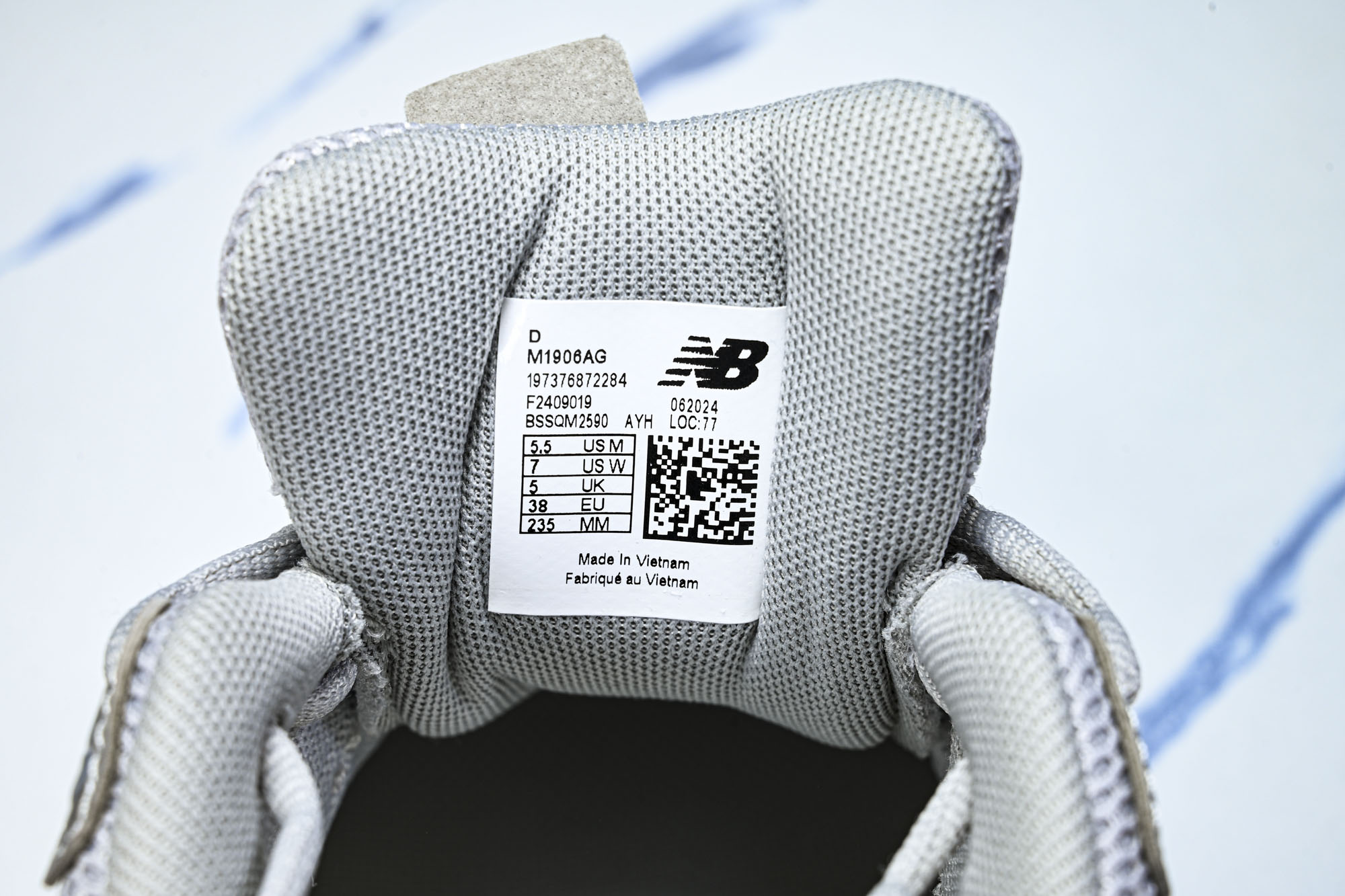 New Balance 1906系列复古老爹风休闲运动慢跑鞋M1906AG #YZ010#鞋款灵感源自设