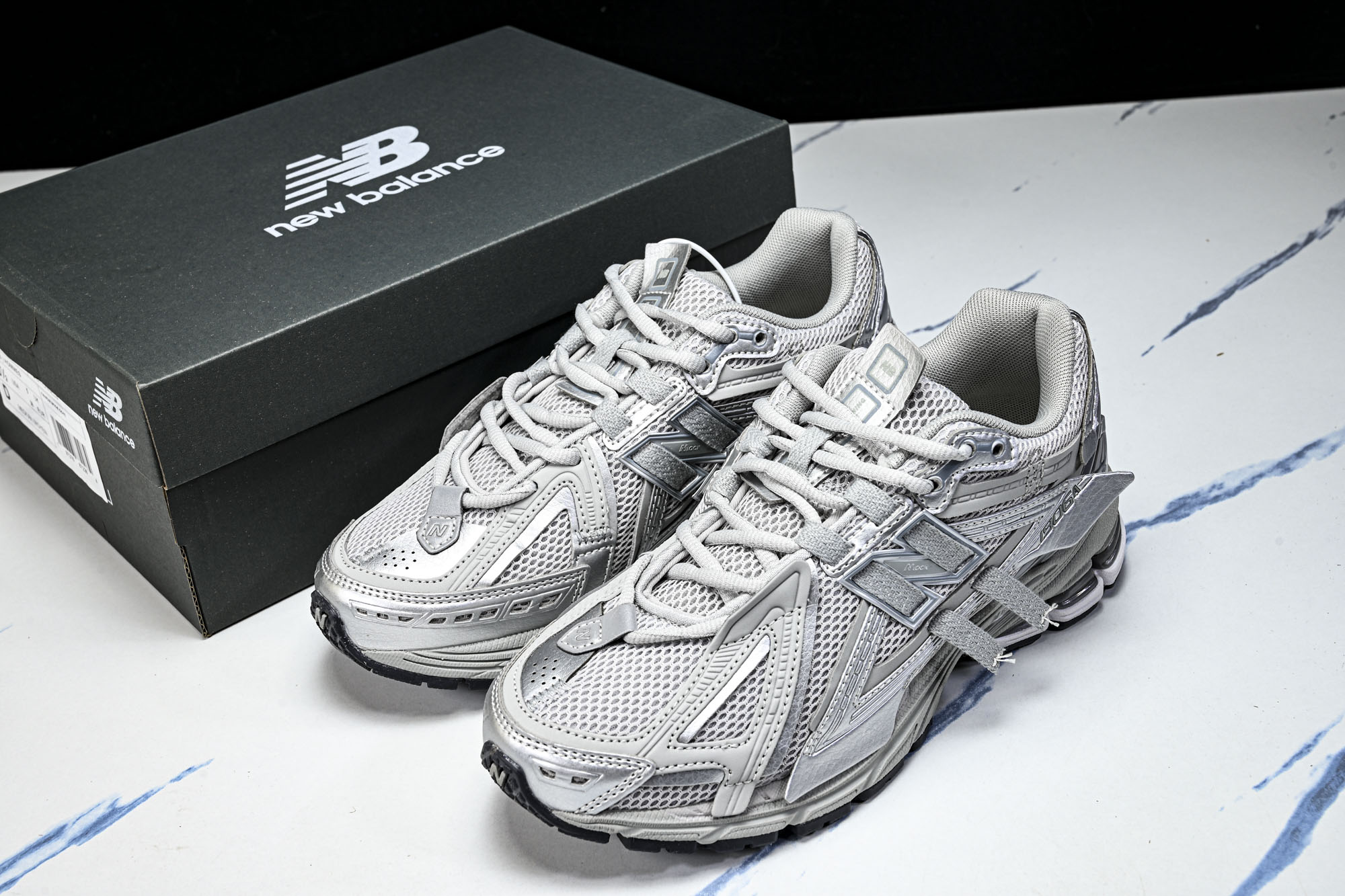 New Balance 1906系列复古老爹风休闲运动慢跑鞋M1906AG #YZ010#鞋款灵感源自设