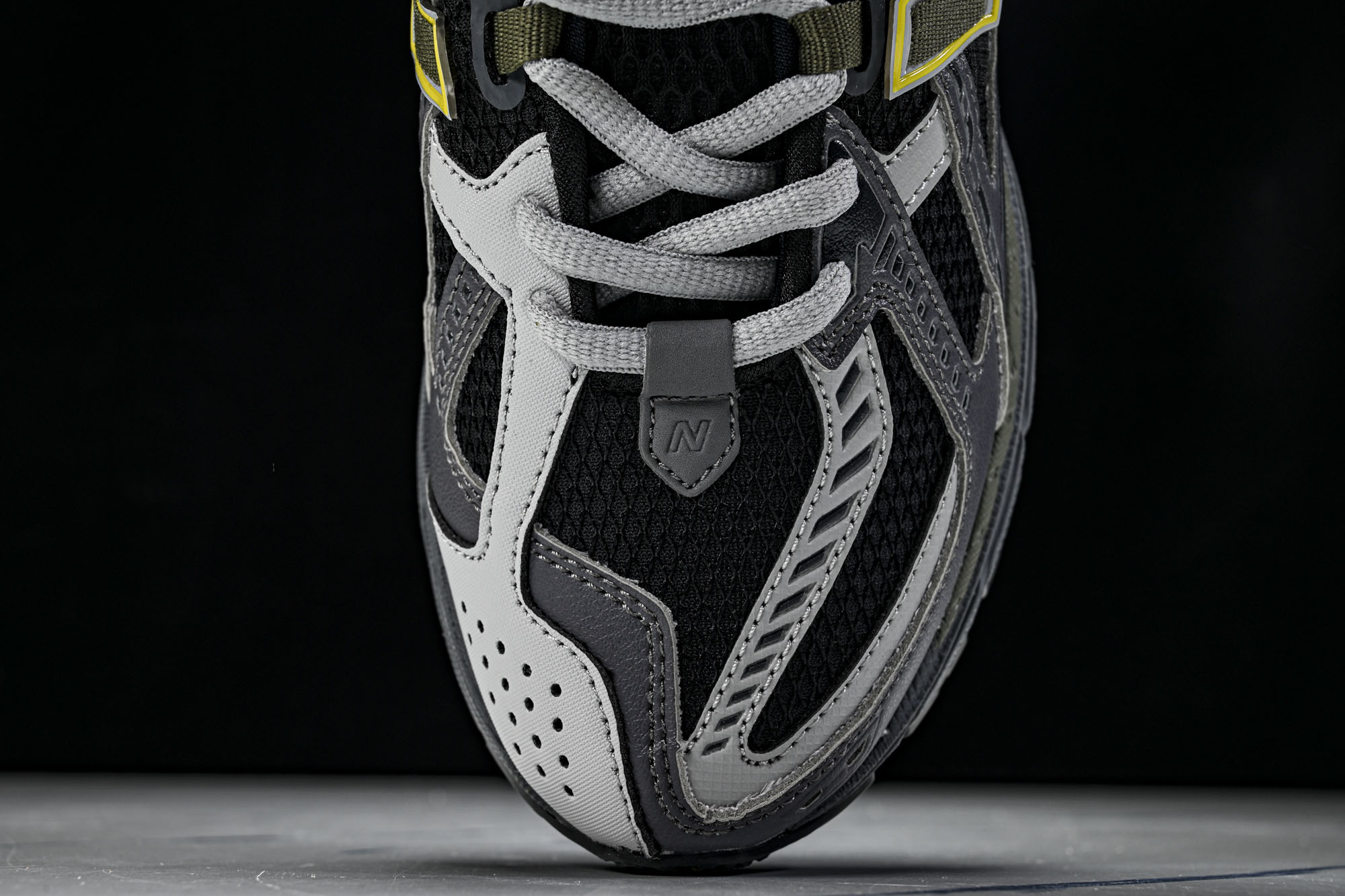 New Balance 1906系列复古老爹风休闲运动慢跑鞋M1906NA #YZ010#鞋款灵感源自设