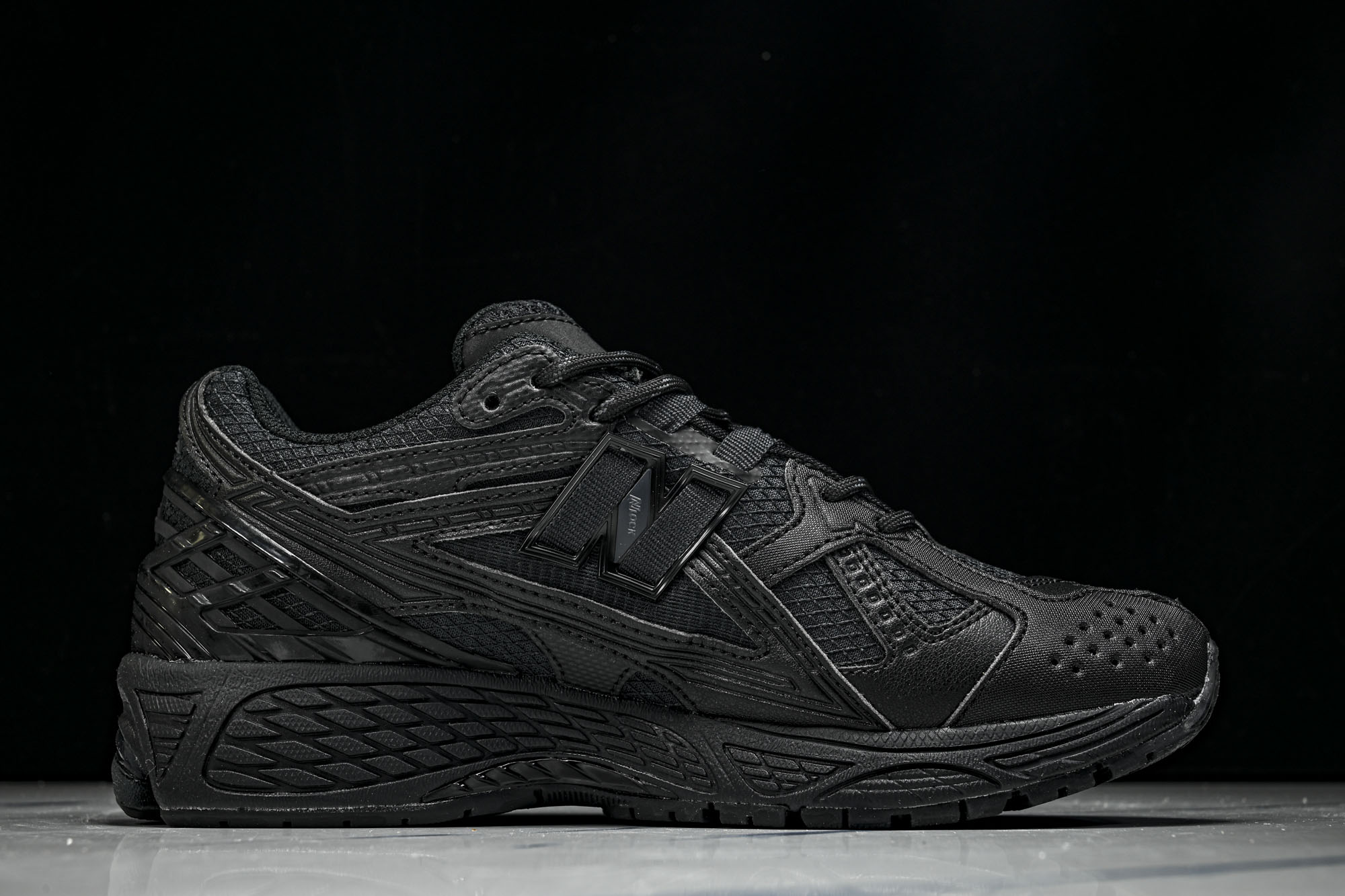 New Balance 1906系列复古老爹风休闲运动慢跑鞋M1906NJ #YZ010#鞋款灵感源自设