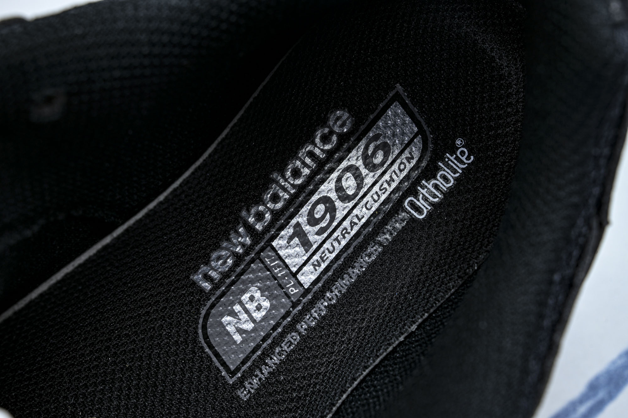 New Balance 1906系列复古老爹风休闲运动慢跑鞋M1906NJ #YZ010#鞋款灵感源自设