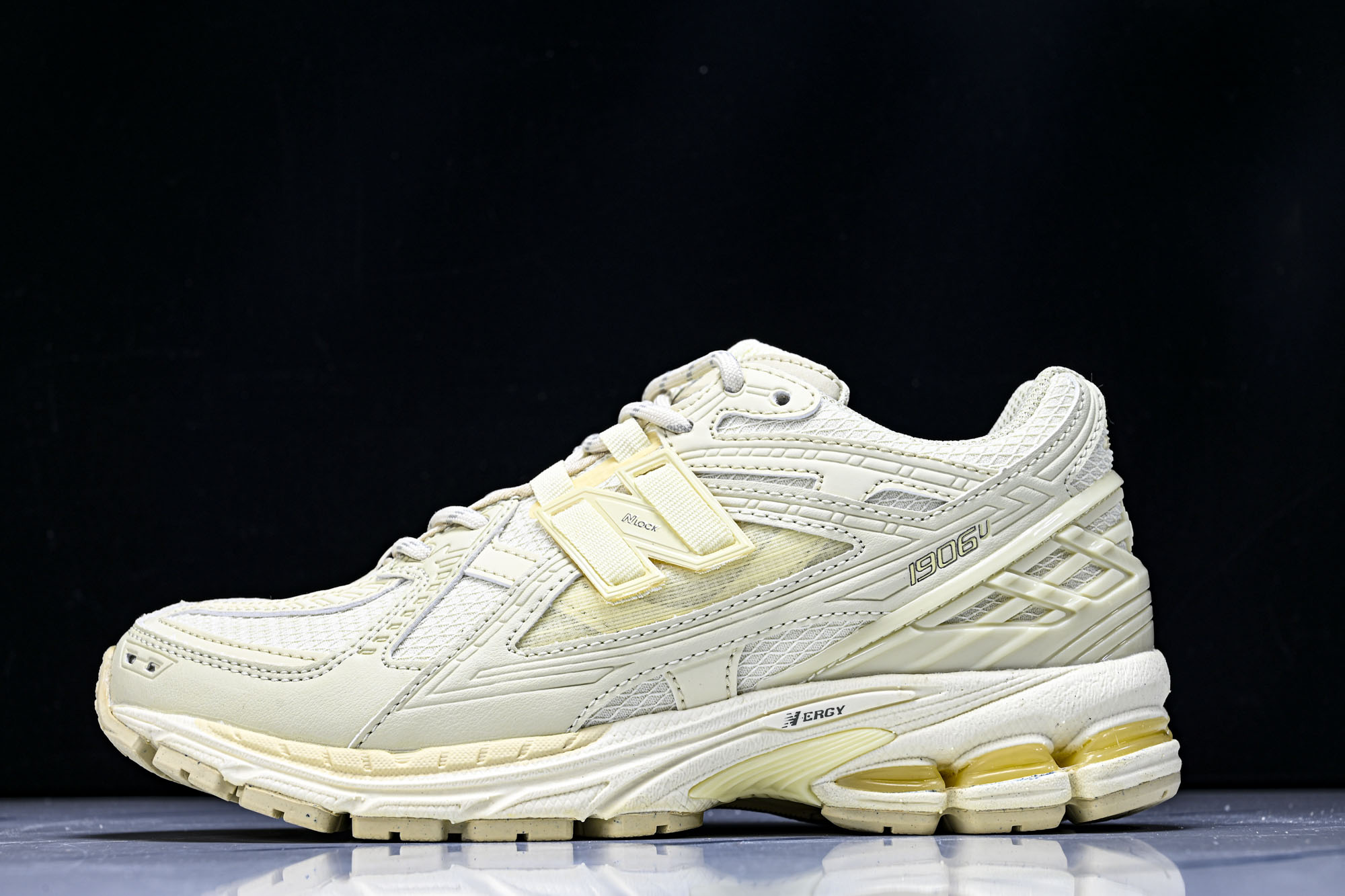 New Balance 1906系列复古老爹风休闲运动慢跑鞋M1906NK #YZ010#鞋款灵感源自设