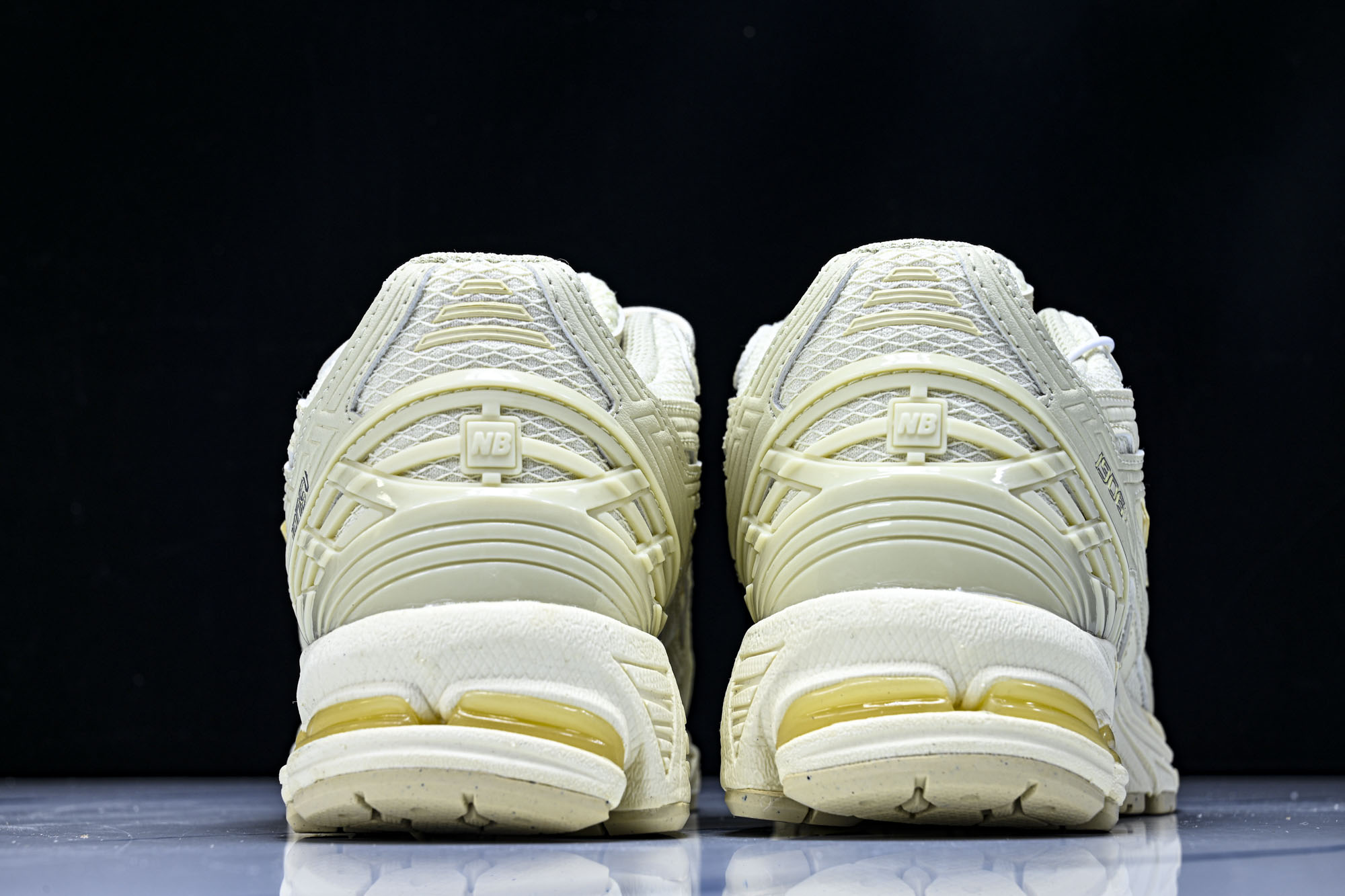 New Balance 1906系列复古老爹风休闲运动慢跑鞋M1906NK #YZ010#鞋款灵感源自设
