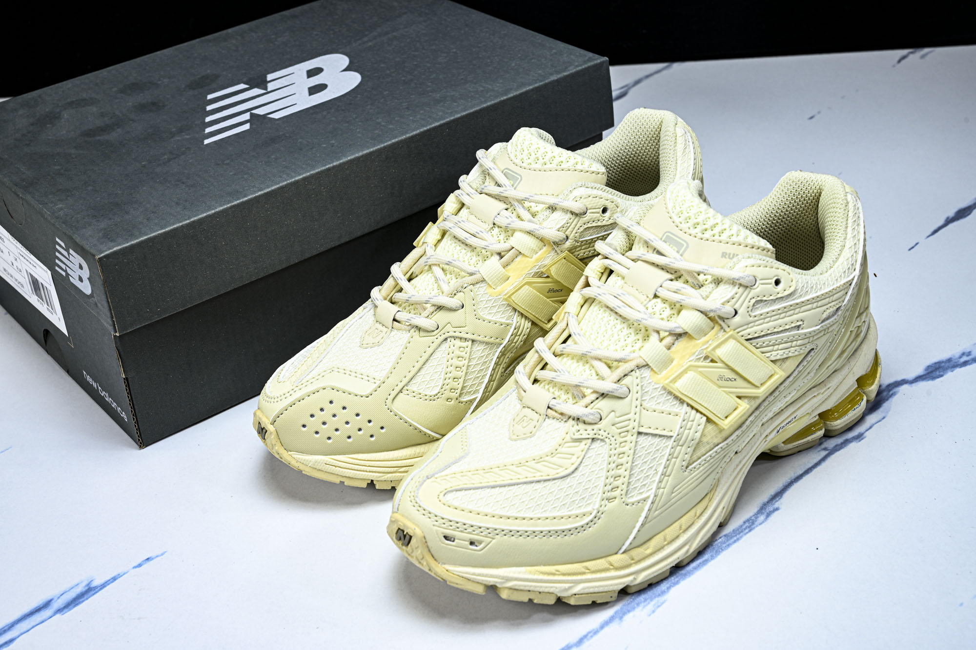 New Balance 1906系列复古老爹风休闲运动慢跑鞋M1906NK #YZ010#鞋款灵感源自设