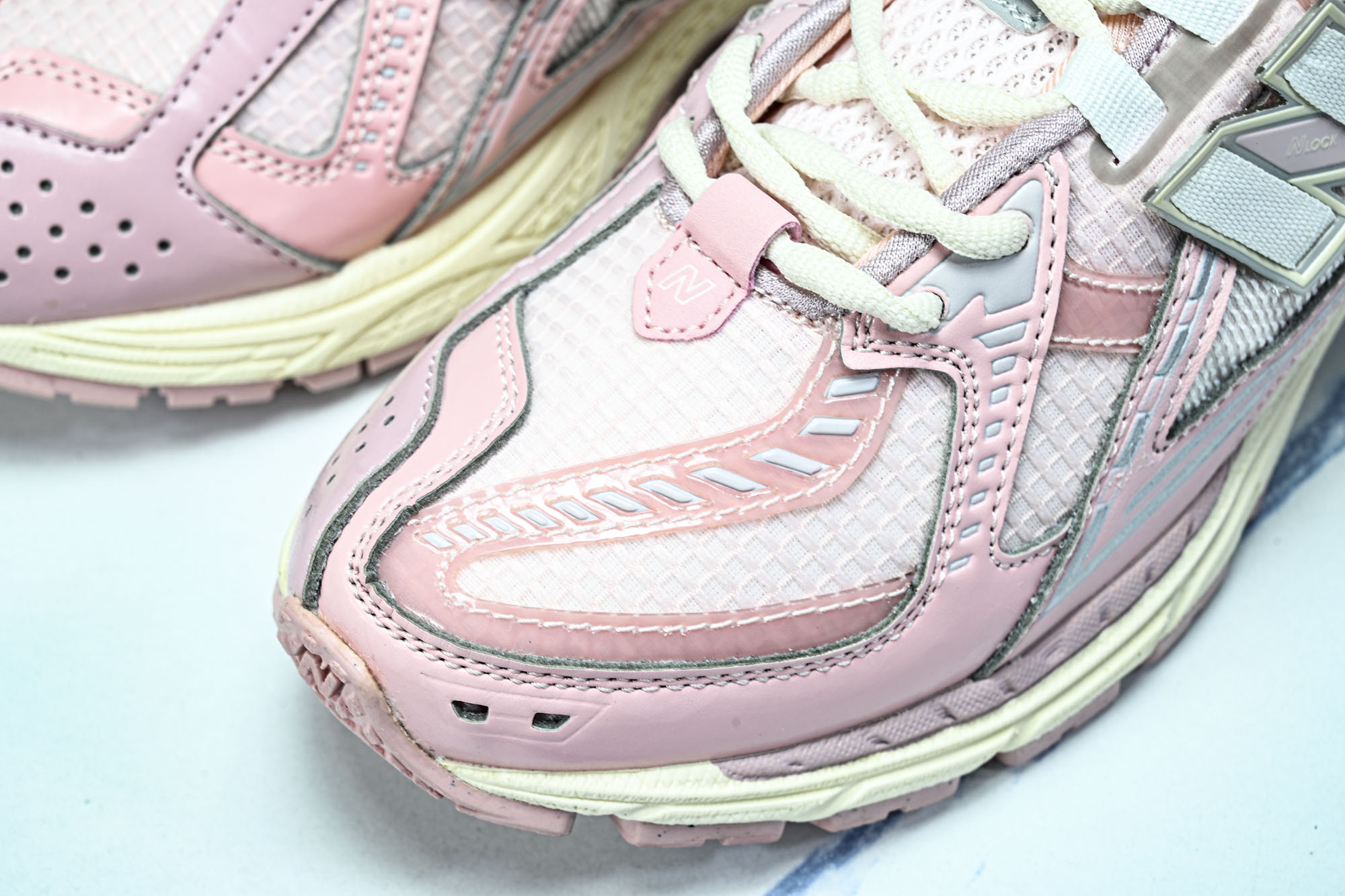 New Balance 1906系列复古老爹风休闲运动慢跑鞋M1906NLN #YZ010#鞋款灵感源自