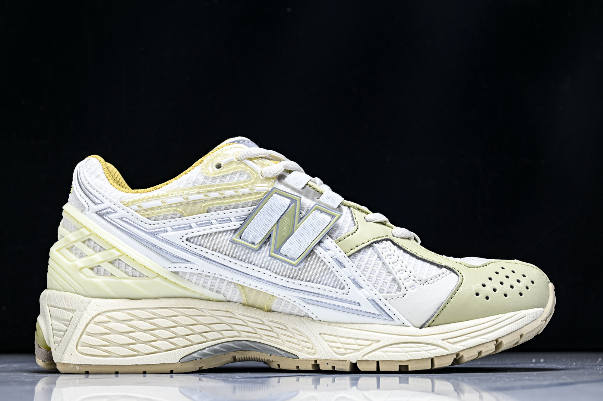 New Balance 1906系列复古老爹风休闲运动慢跑鞋M1906NLY #YZ010#鞋款灵感源自