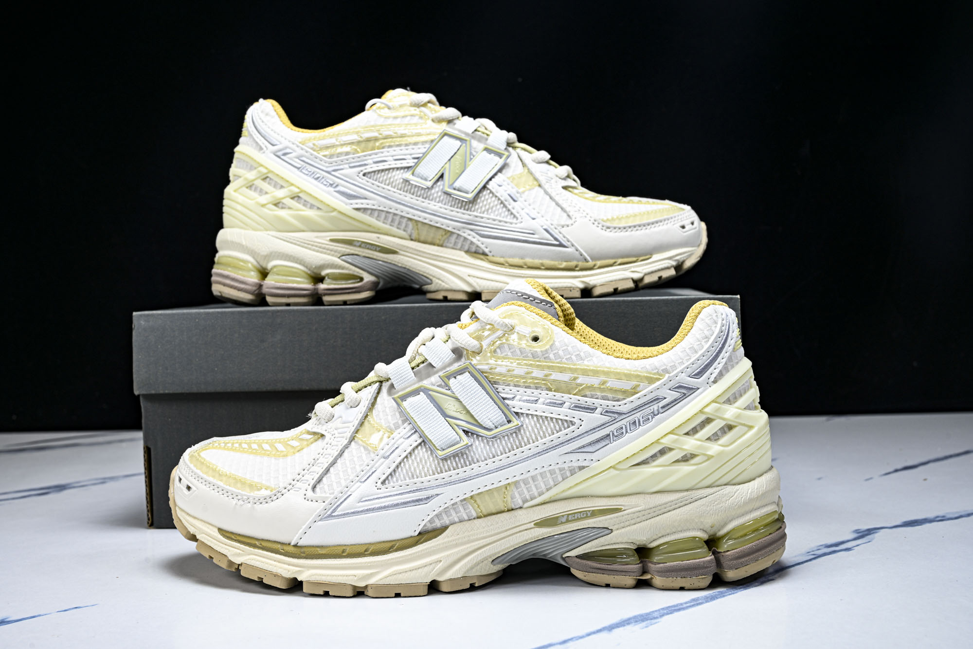 New Balance 1906系列复古老爹风休闲运动慢跑鞋M1906NLY #YZ010#鞋款灵感源自