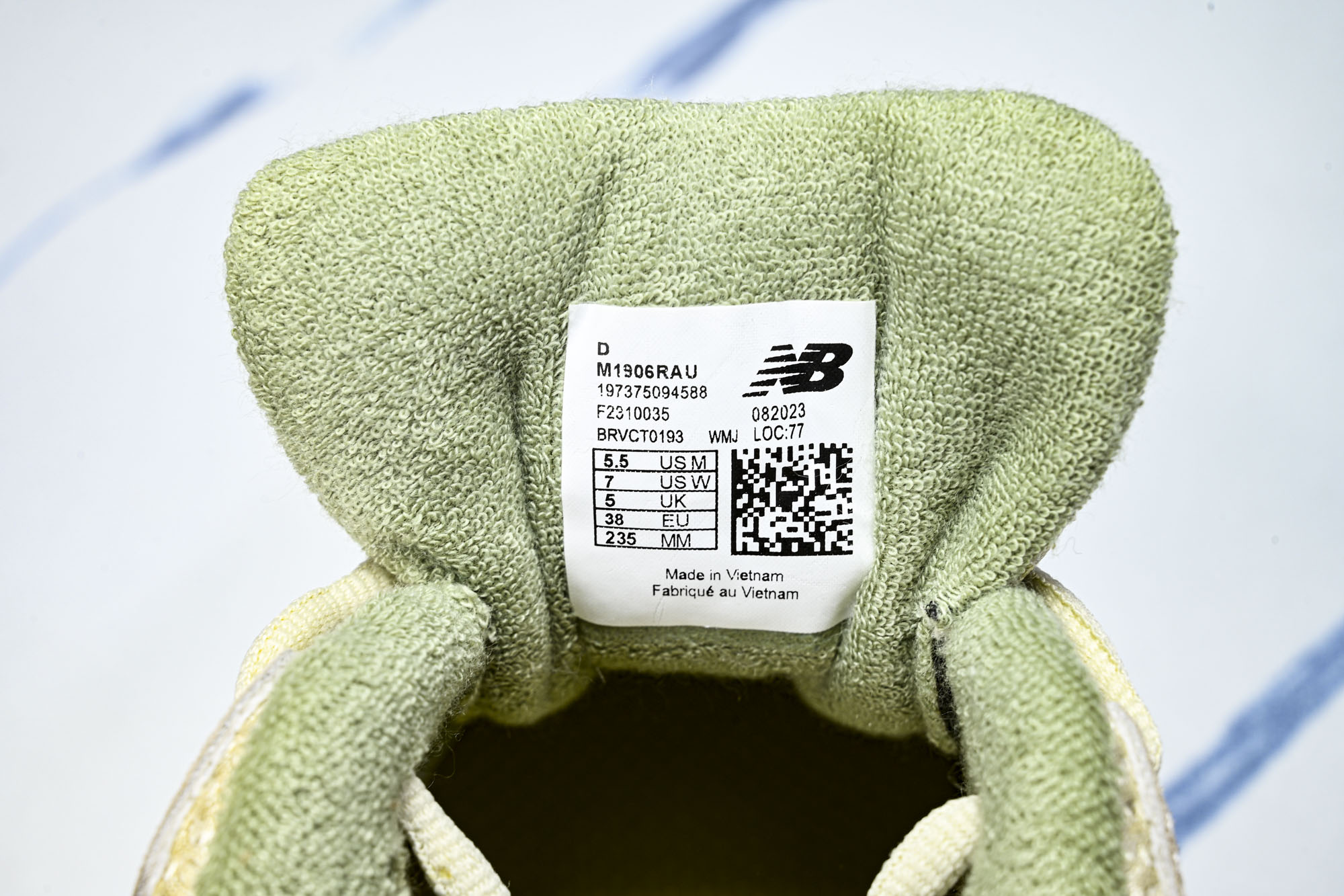 New Balance 1906系列复古老爹风休闲运动慢跑鞋M1906RAU #YZ010#鞋款灵感源自