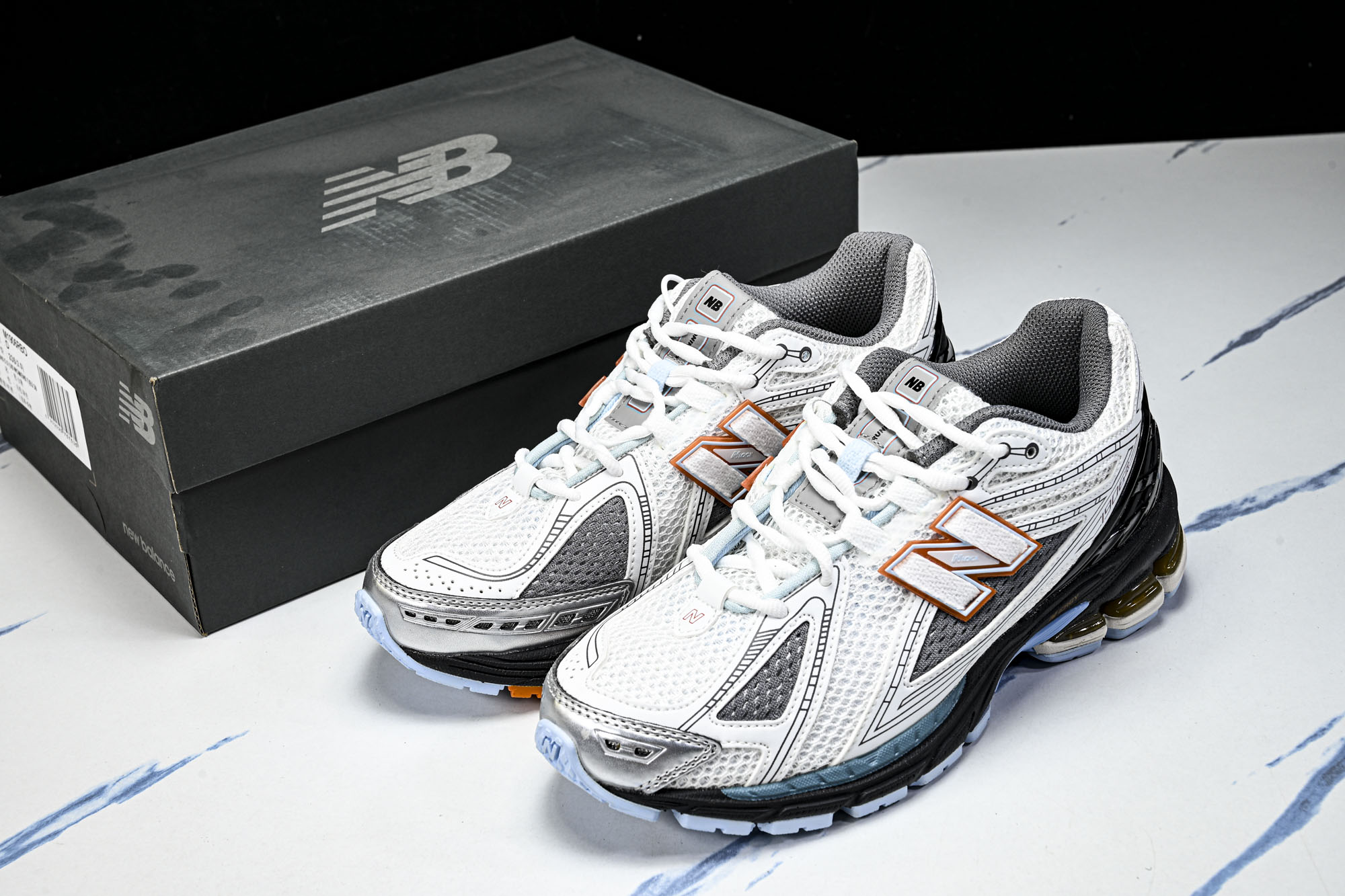 New Balance 1906系列复古老爹风休闲运动慢跑鞋M1906RBO #YZ010#鞋款灵感源自