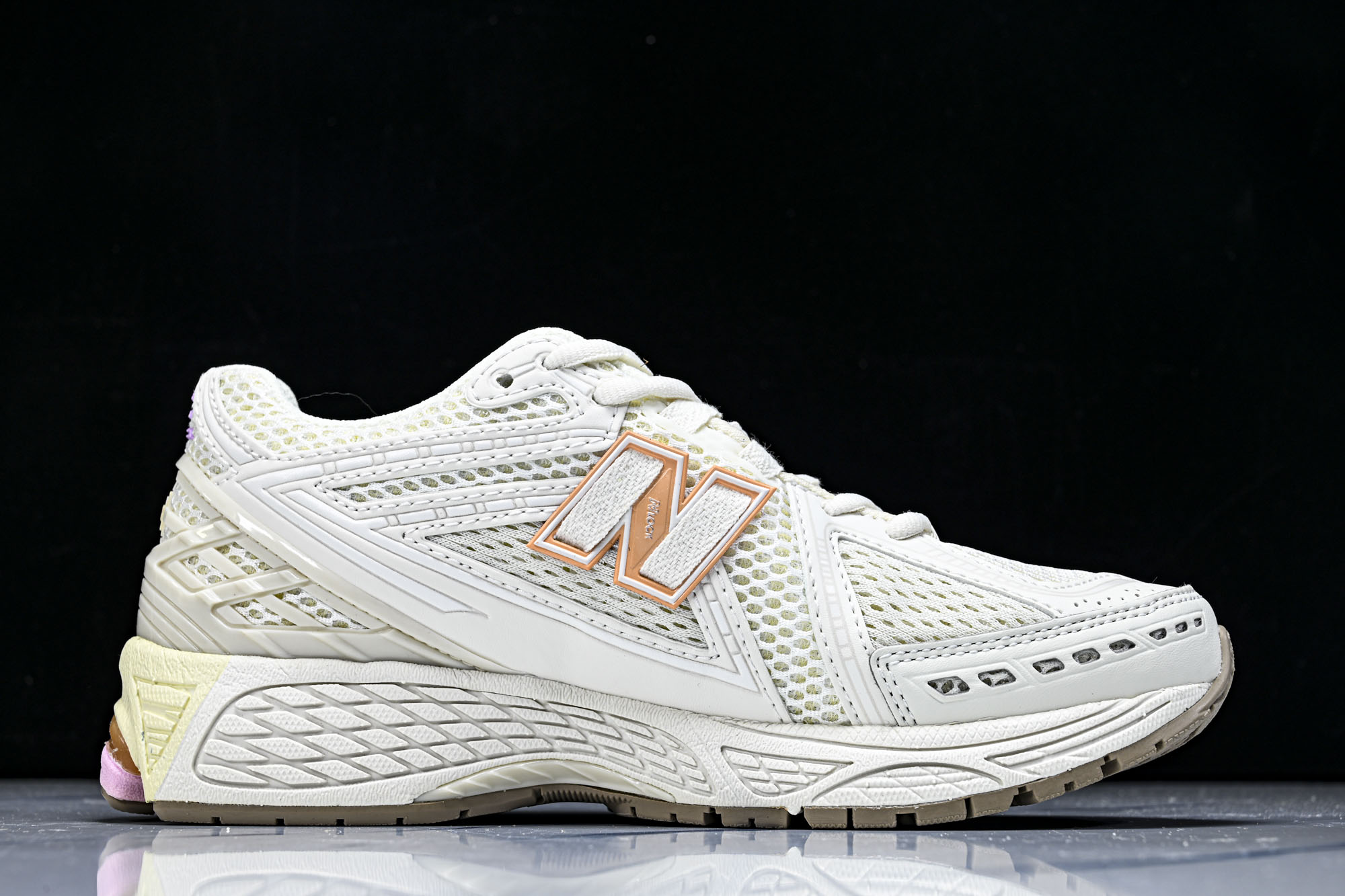 New Balance 1906系列复古老爹风休闲运动慢跑鞋M1906RBP #YZ010#鞋款灵感源自