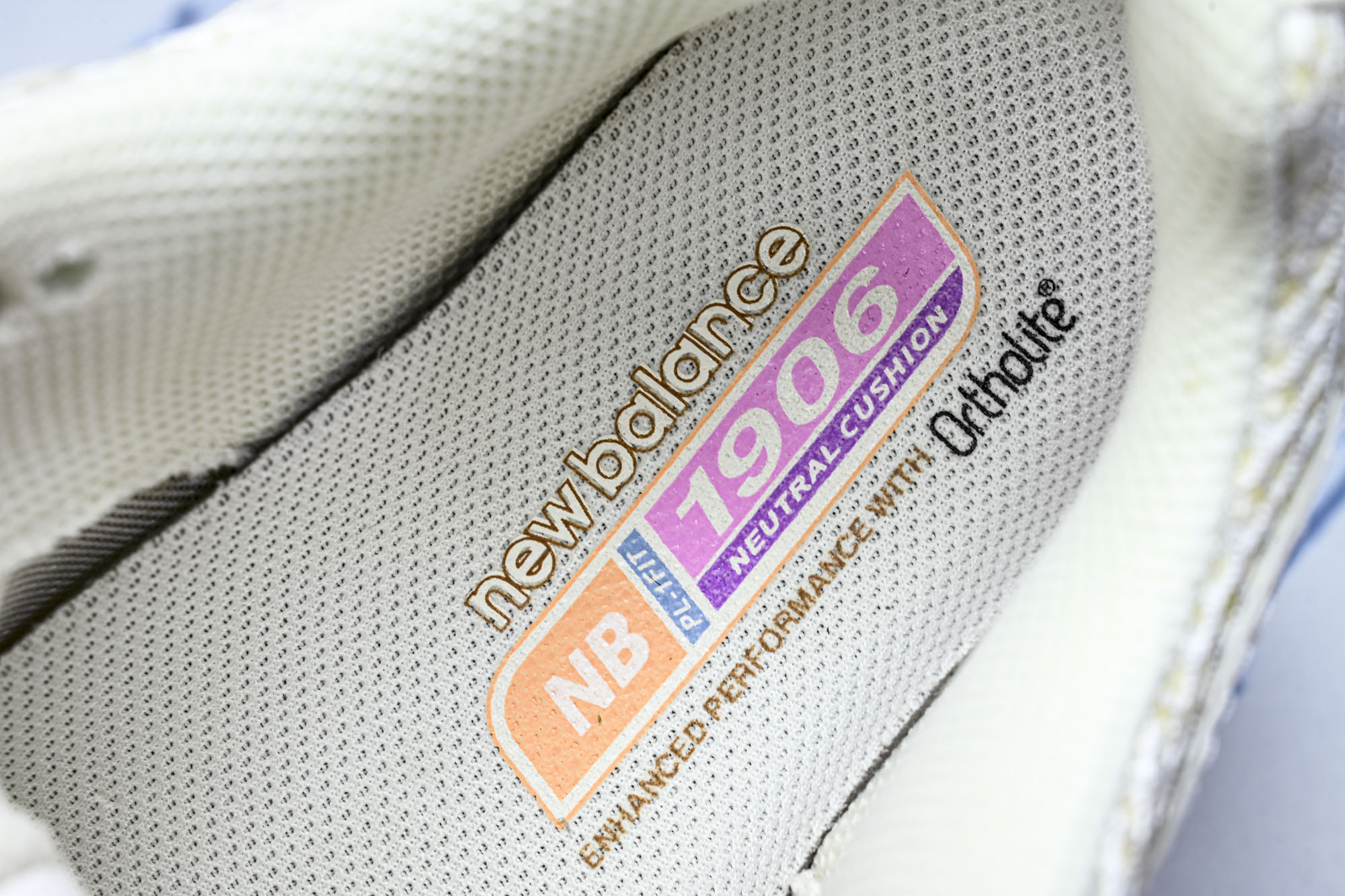 New Balance 1906系列复古老爹风休闲运动慢跑鞋M1906RBP #YZ010#鞋款灵感源自