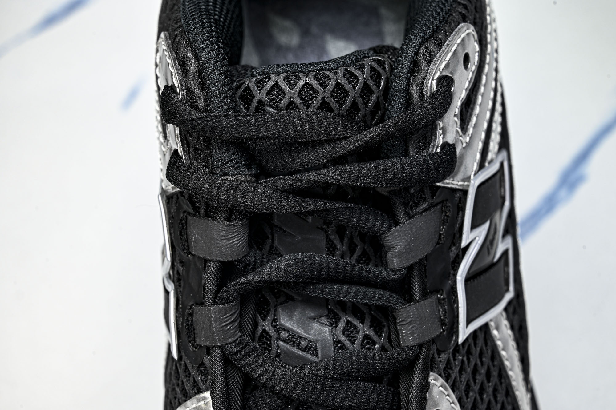New Balance 1906系列复古老爹风休闲运动慢跑鞋M1906RBS #YZ010#鞋款灵感源自