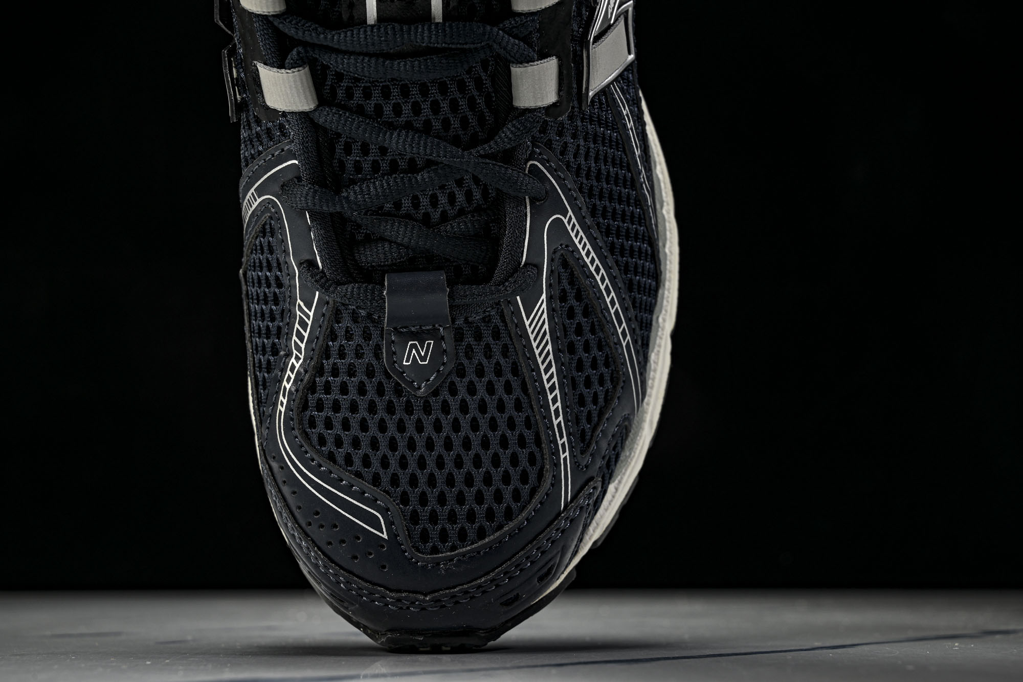 New Balance 1906系列复古老爹风休闲运动慢跑鞋M1906RCA #YZ010#鞋款灵感源自