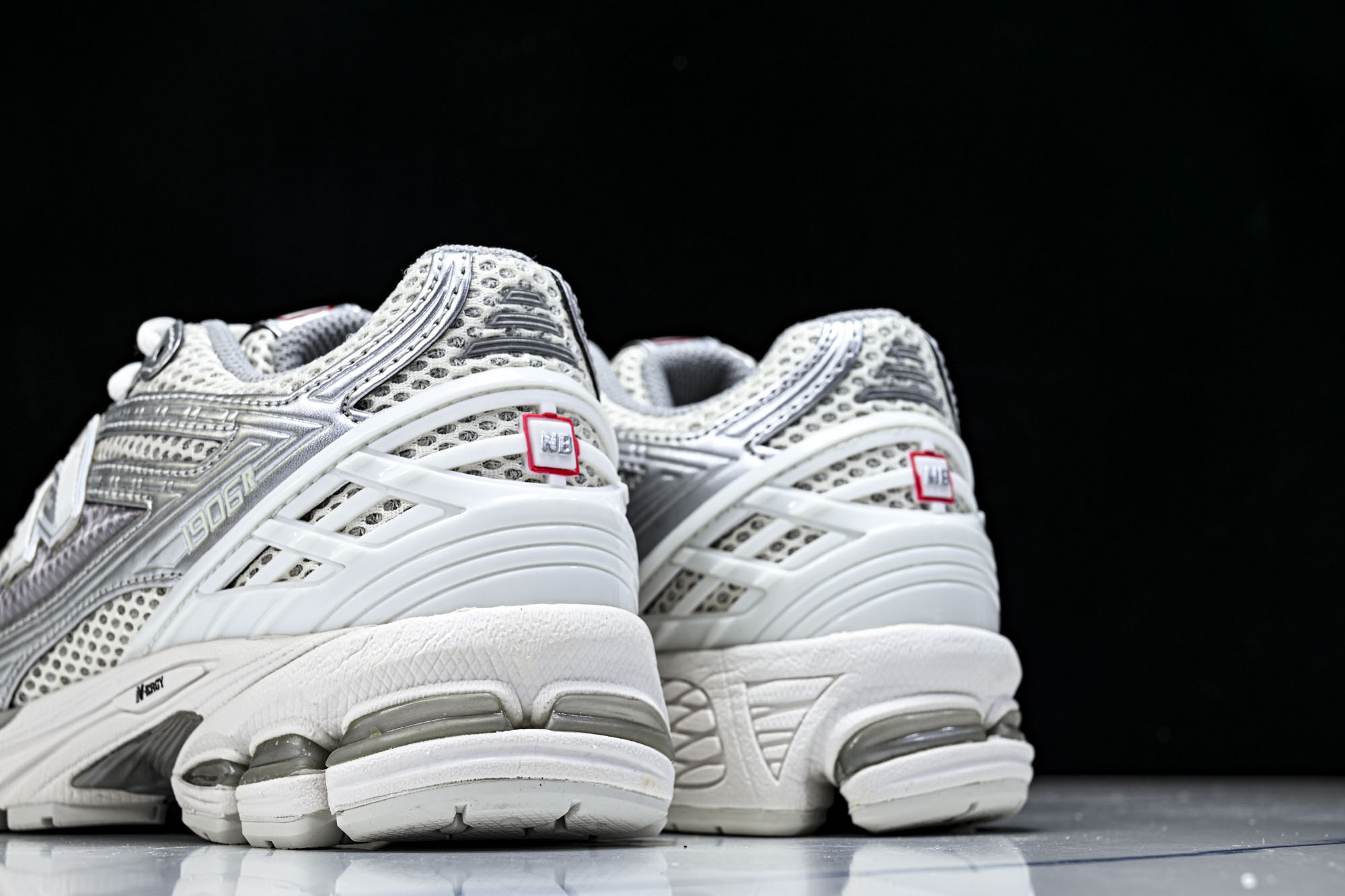 New Balance 1906系列复古老爹风休闲运动慢跑鞋M1906RCB #YZ010#鞋款灵感源自