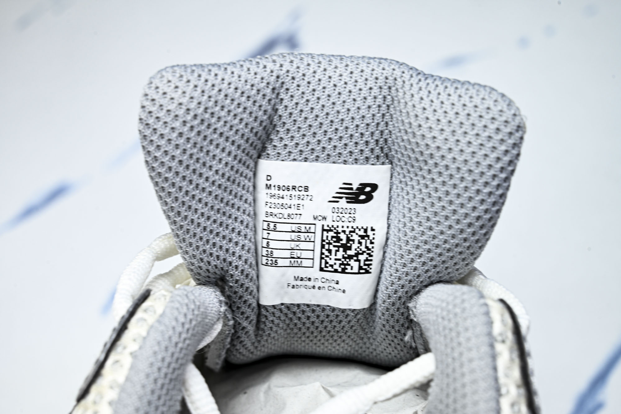 New Balance 1906系列复古老爹风休闲运动慢跑鞋M1906RCB #YZ010#鞋款灵感源自