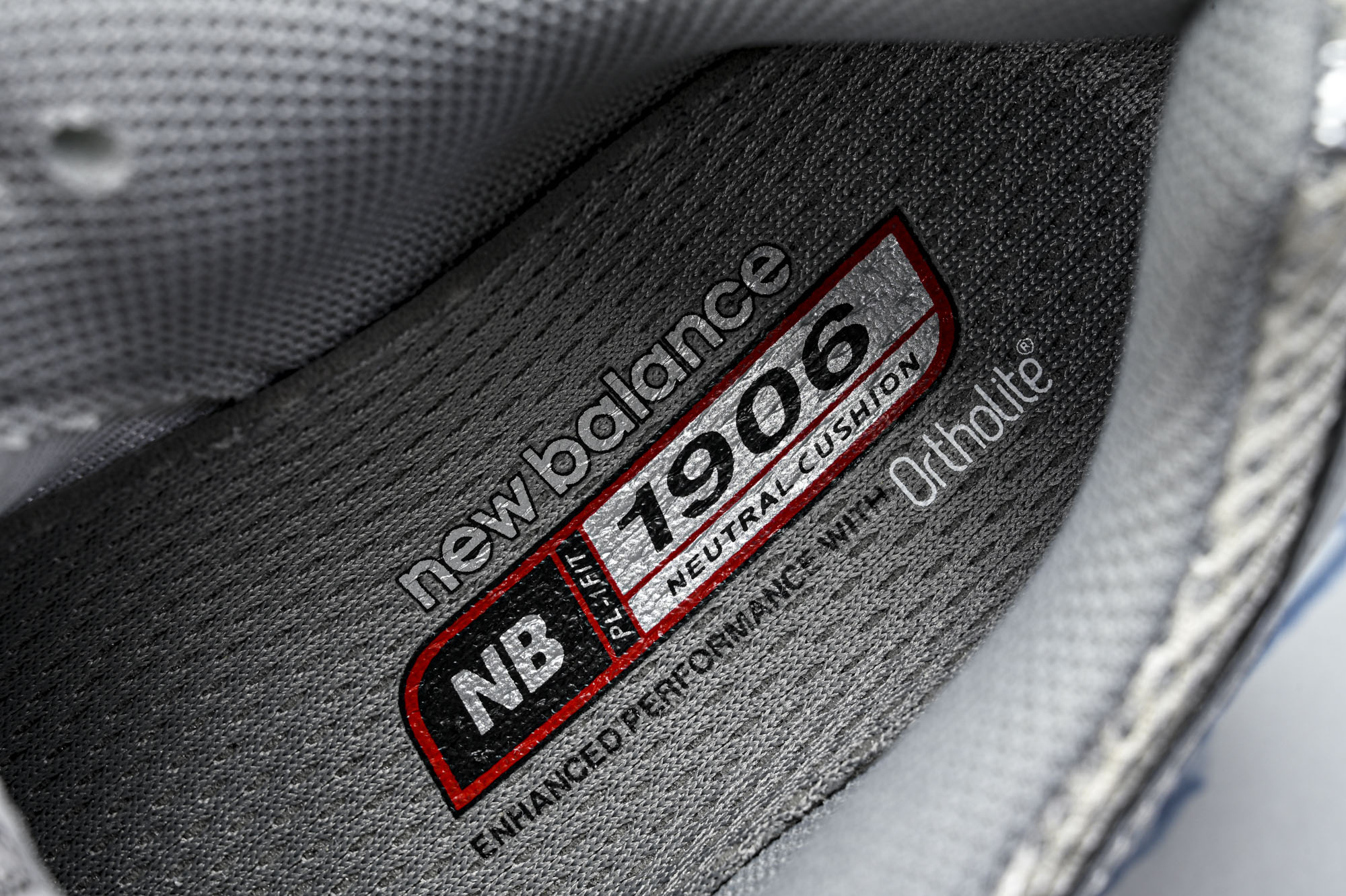 New Balance 1906系列复古老爹风休闲运动慢跑鞋M1906RCB #YZ010#鞋款灵感源自