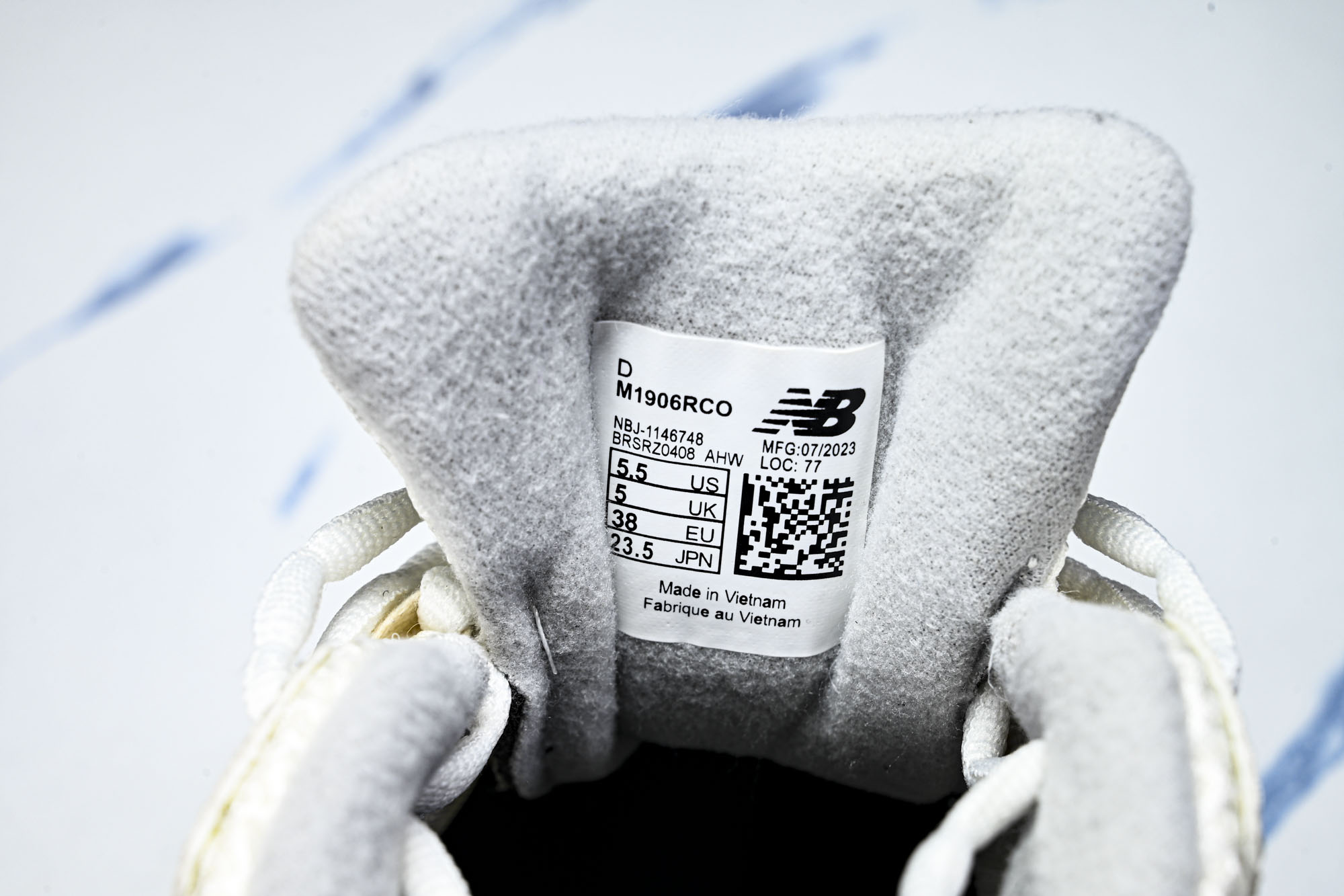 New Balance 1906系列复古老爹风休闲运动慢跑鞋M1906RCO #YZ010#鞋款灵感源自