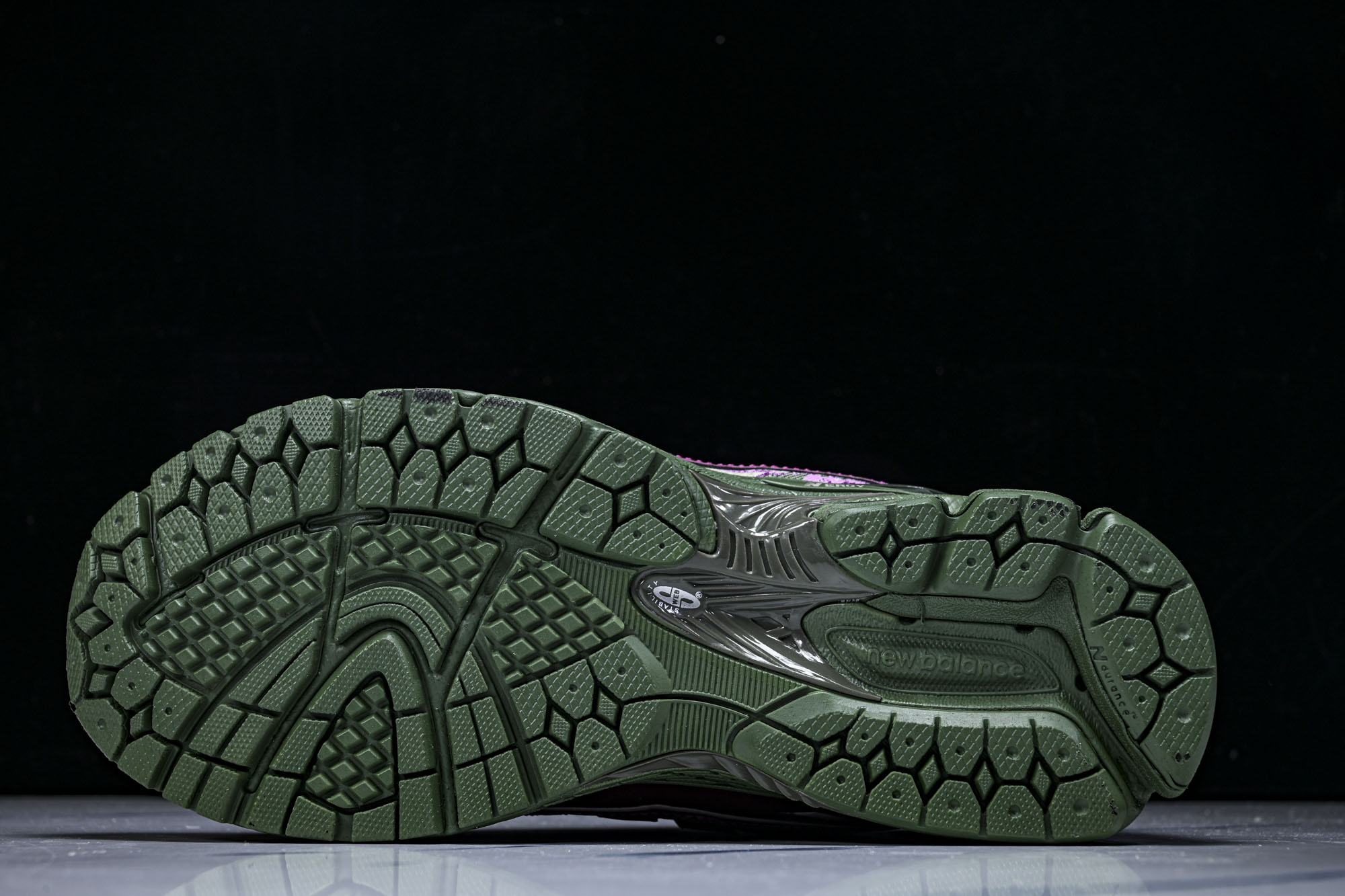 New Balance 1906系列复古老爹风休闲运动慢跑鞋M1906RDB #YZ010#鞋款灵感源自