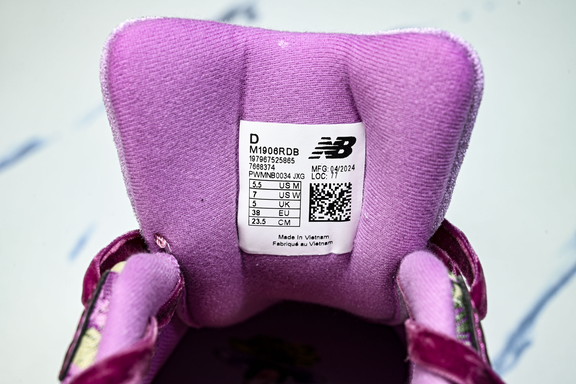 New Balance 1906系列复古老爹风休闲运动慢跑鞋M1906RDB #YZ010#鞋款灵感源自