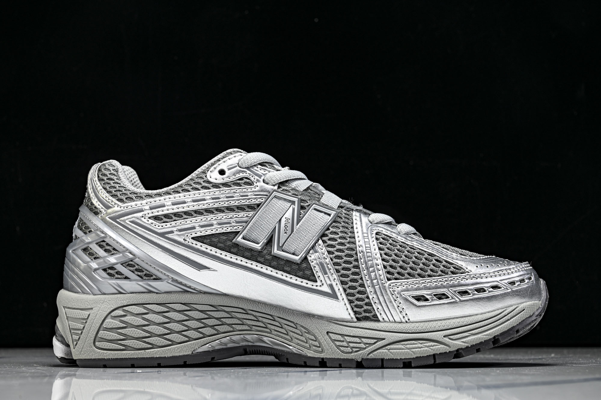 New Balance 1906系列复古老爹风休闲运动慢跑鞋M1906REH #YZ010#鞋款灵感源自