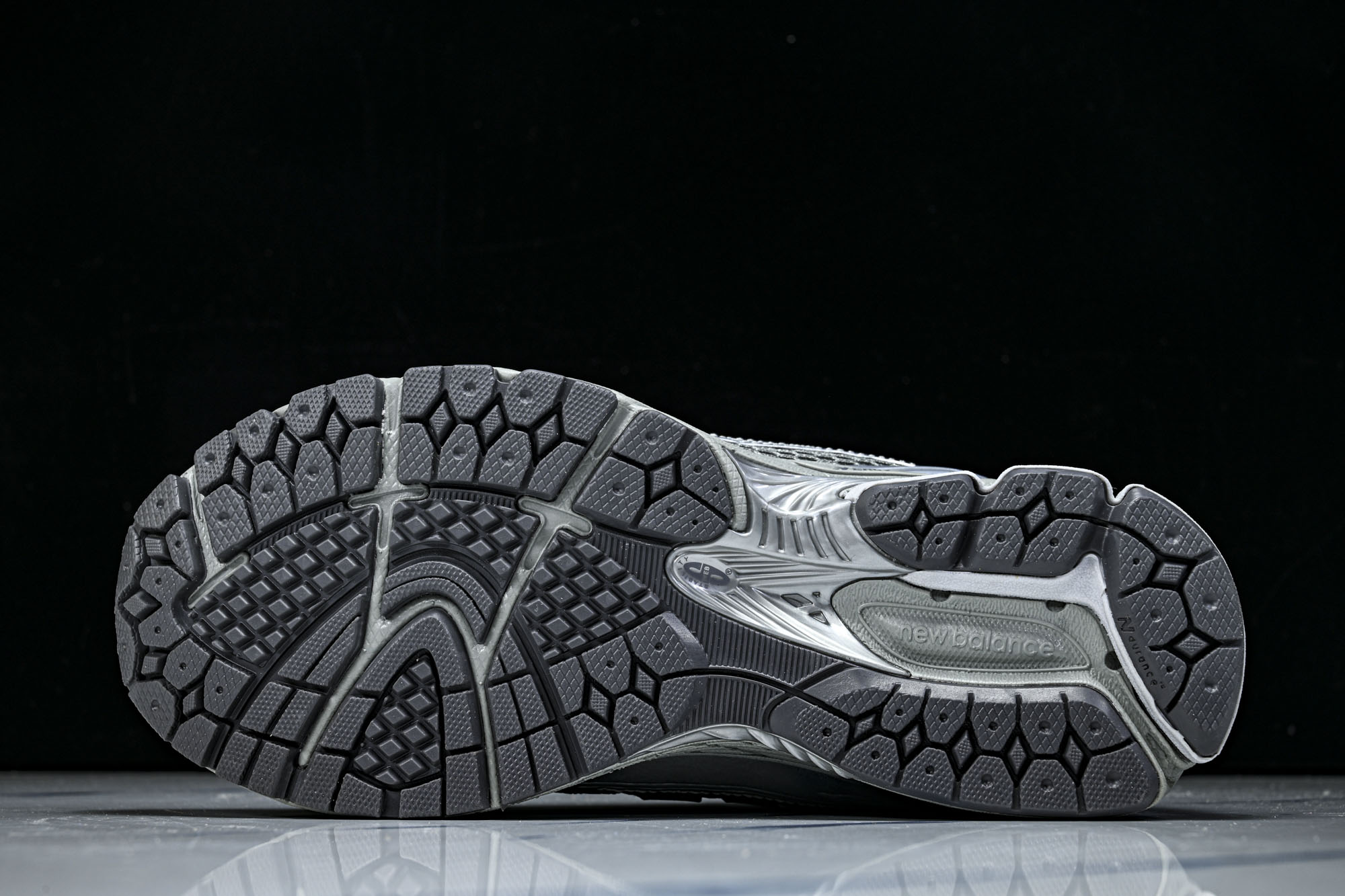 New Balance 1906系列复古老爹风休闲运动慢跑鞋M1906REH #YZ010#鞋款灵感源自