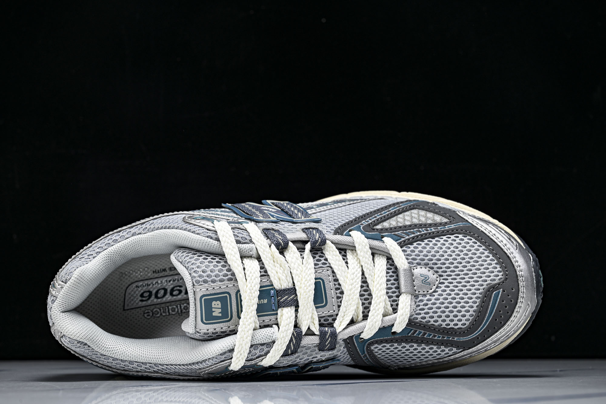 New Balance 1906系列复古老爹风休闲运动慢跑鞋M1906REO #YZ010#鞋款灵感源自