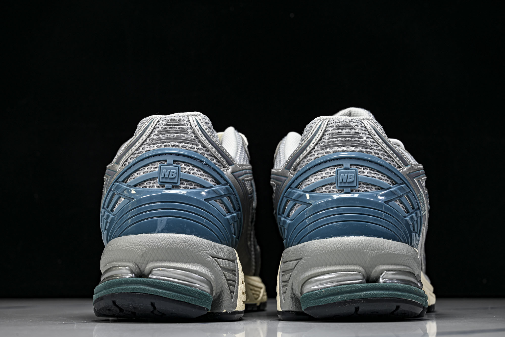 New Balance 1906系列复古老爹风休闲运动慢跑鞋M1906REO #YZ010#鞋款灵感源自