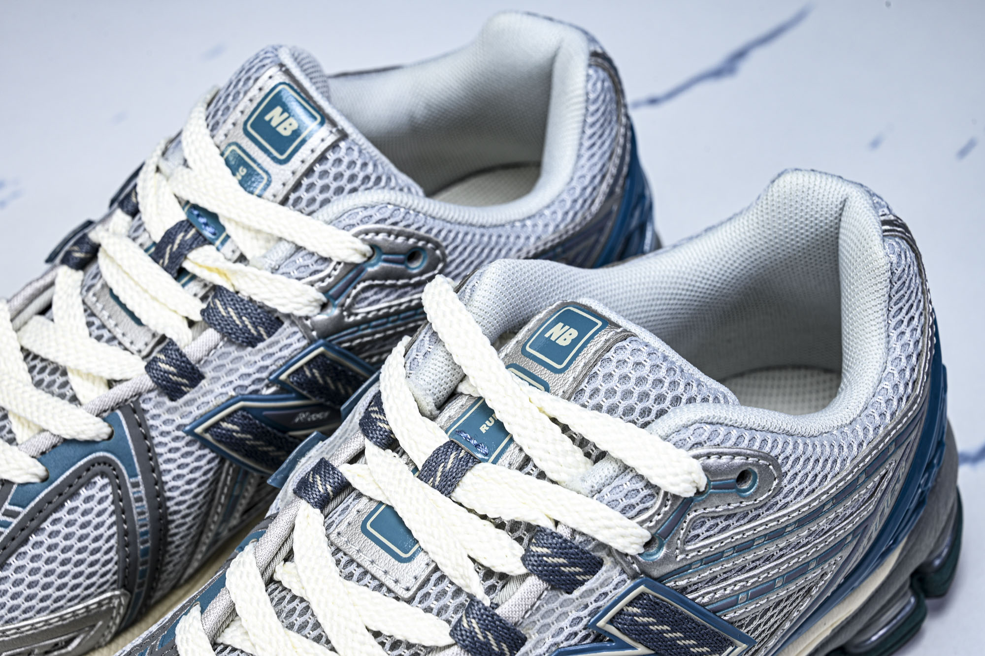 New Balance 1906系列复古老爹风休闲运动慢跑鞋M1906REO #YZ010#鞋款灵感源自