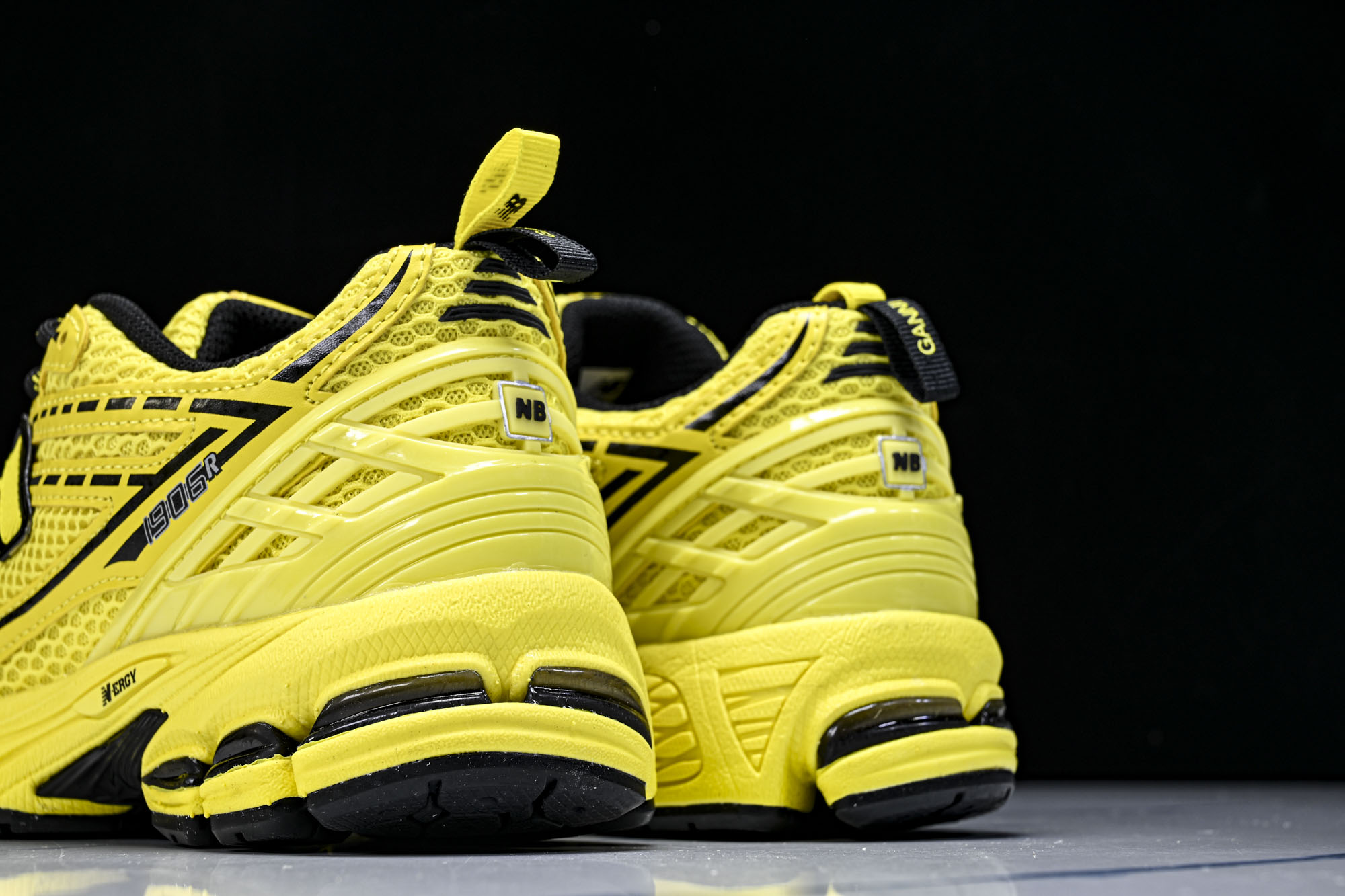 New Balance 1906系列复古老爹风休闲运动慢跑鞋M1906RGA #YZ010#鞋款灵感源自