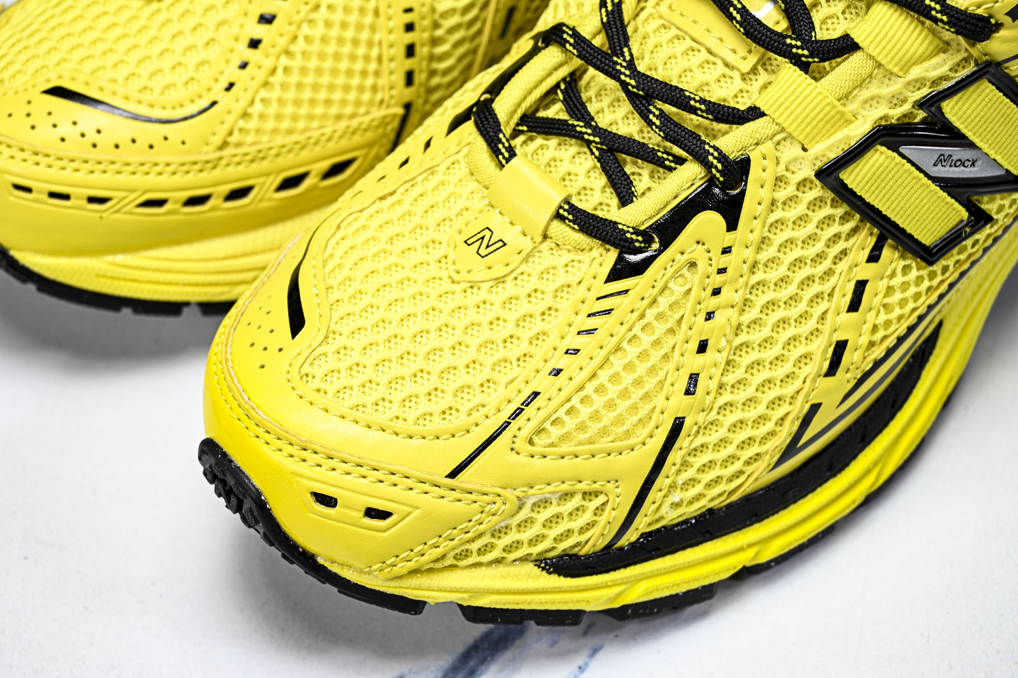 New Balance 1906系列复古老爹风休闲运动慢跑鞋M1906RGA #YZ010#鞋款灵感源自