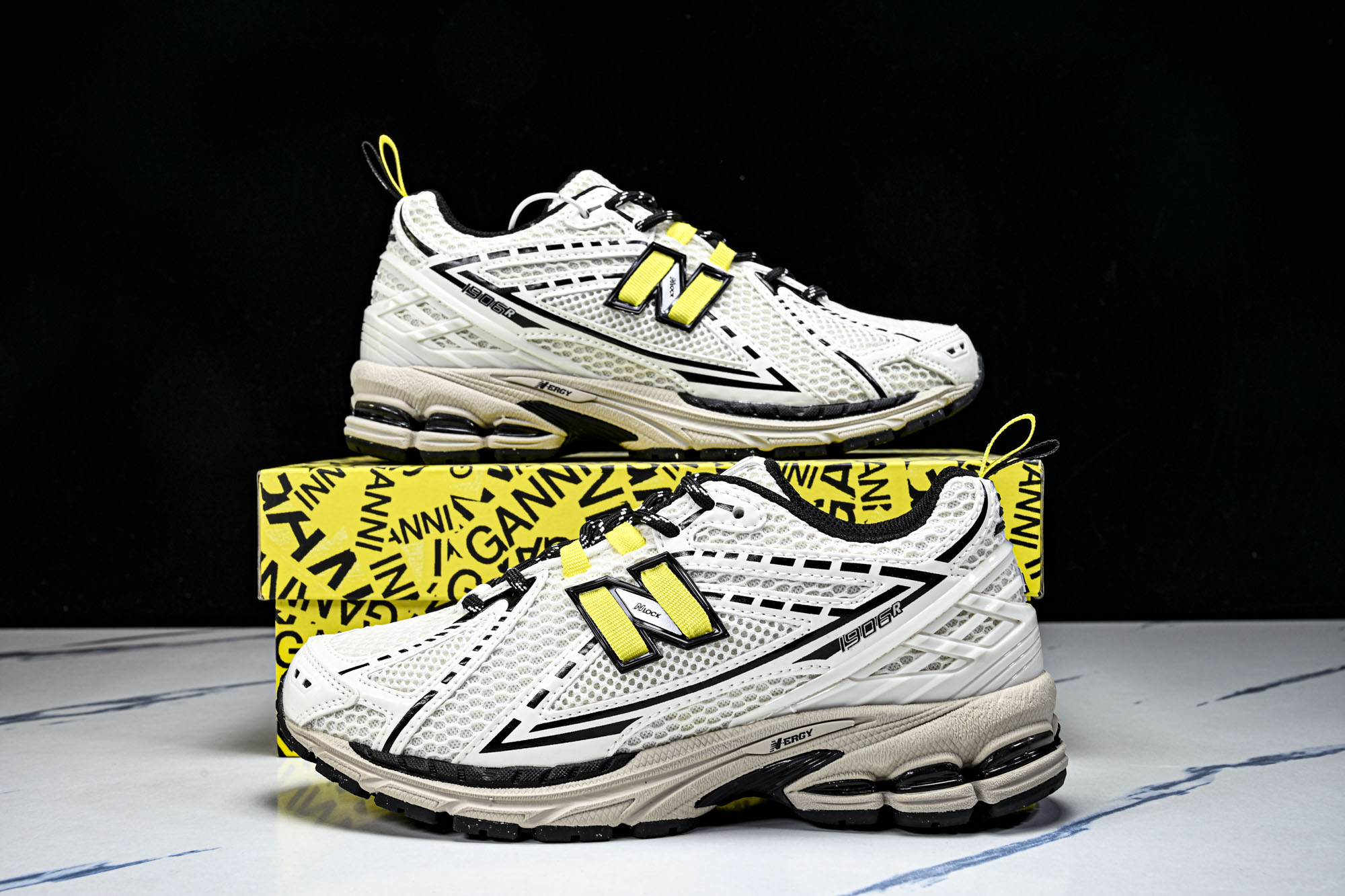 New Balance 1906系列复古老爹风休闲运动慢跑鞋M1906RGG #YZ010#鞋款灵感源自